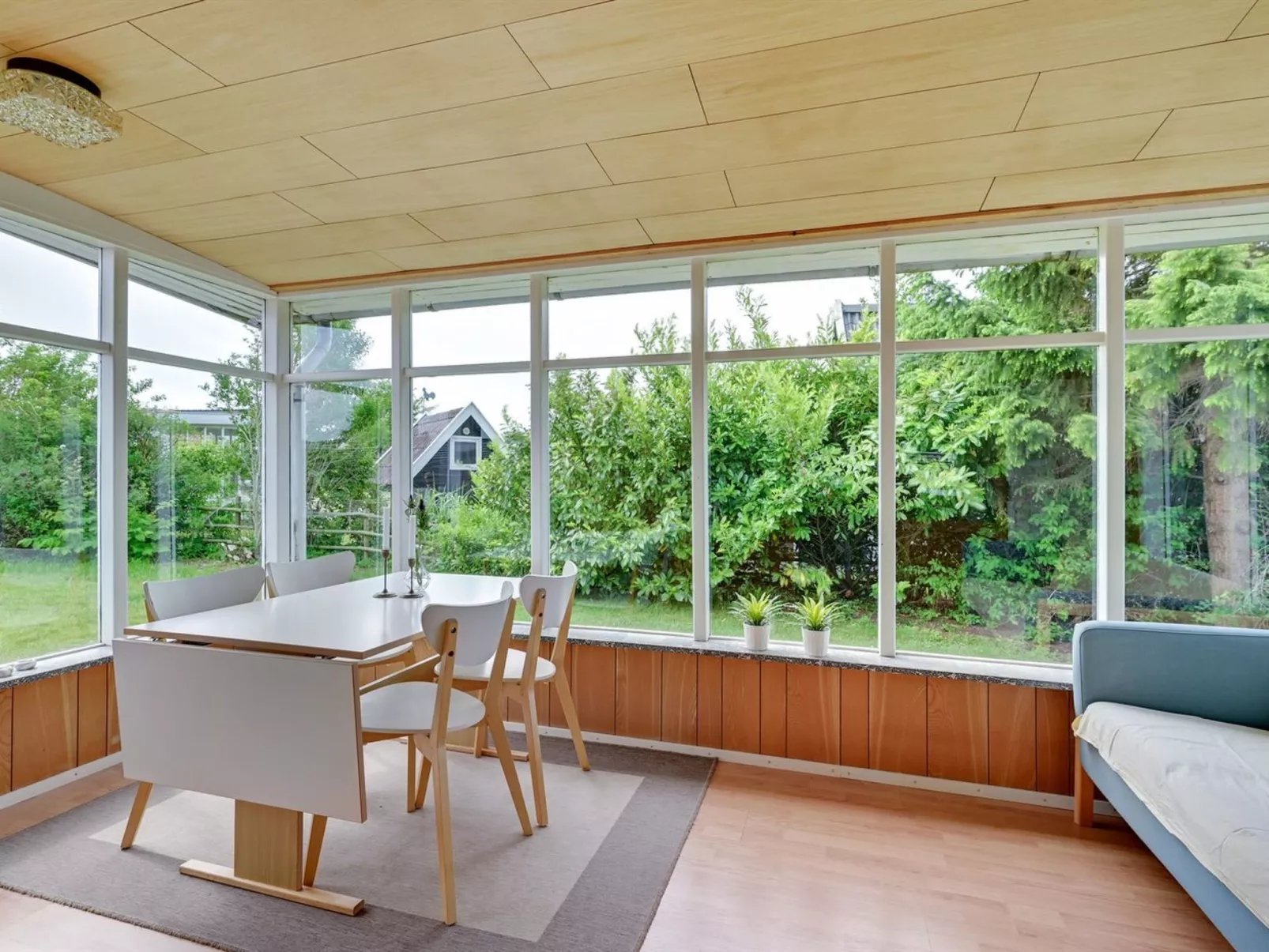 "Holmger" - 500m from the sea-Inside