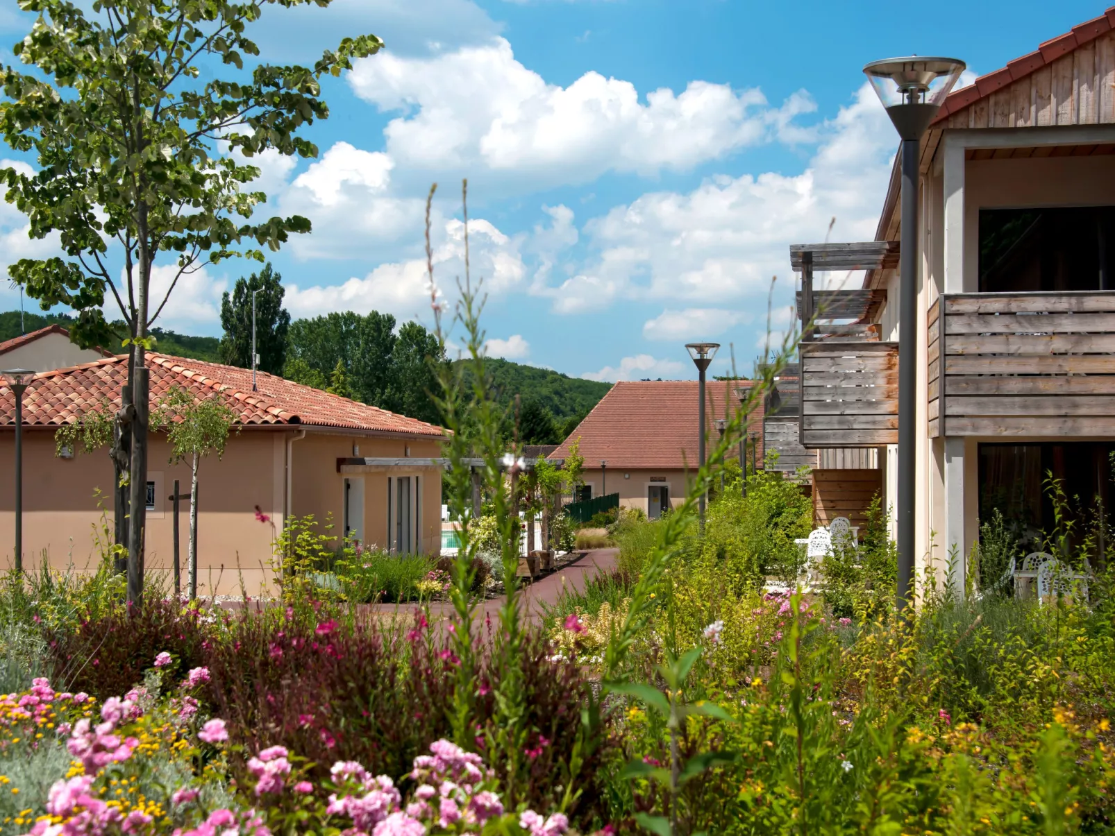Les Clos du Rocher-Outside