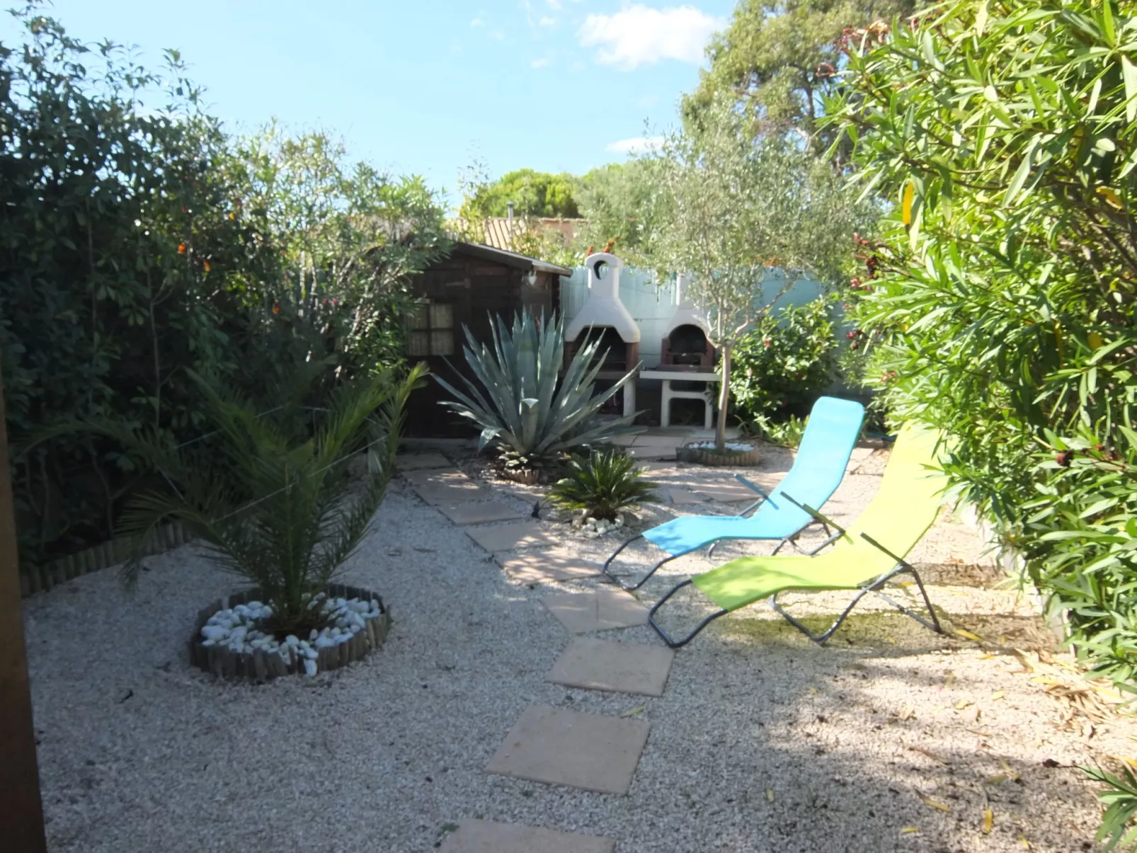 Mas del Sol-Outside