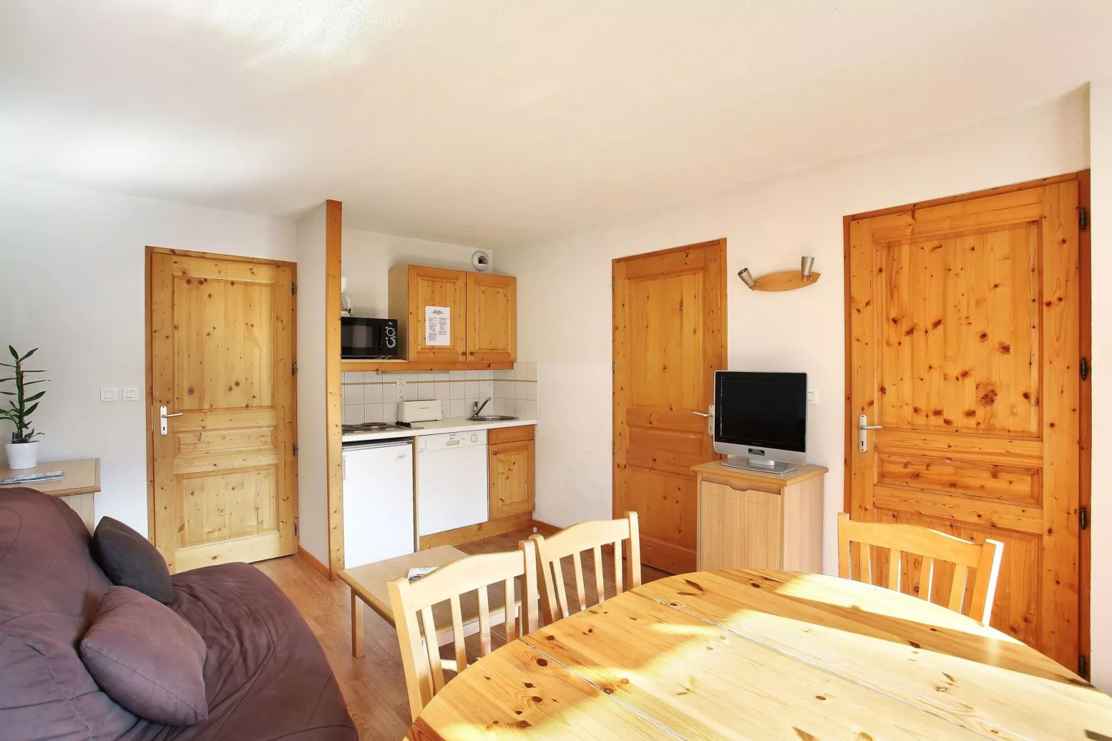 Résidence Le Buet 1-Living room