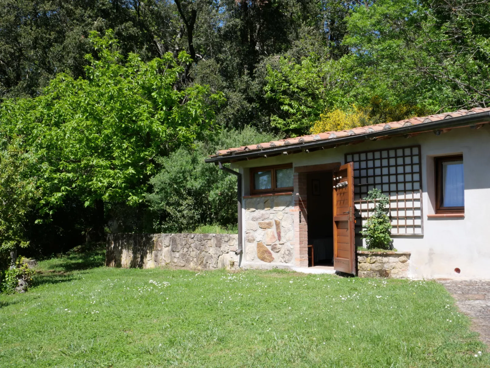 Casale Ulisse-Outside