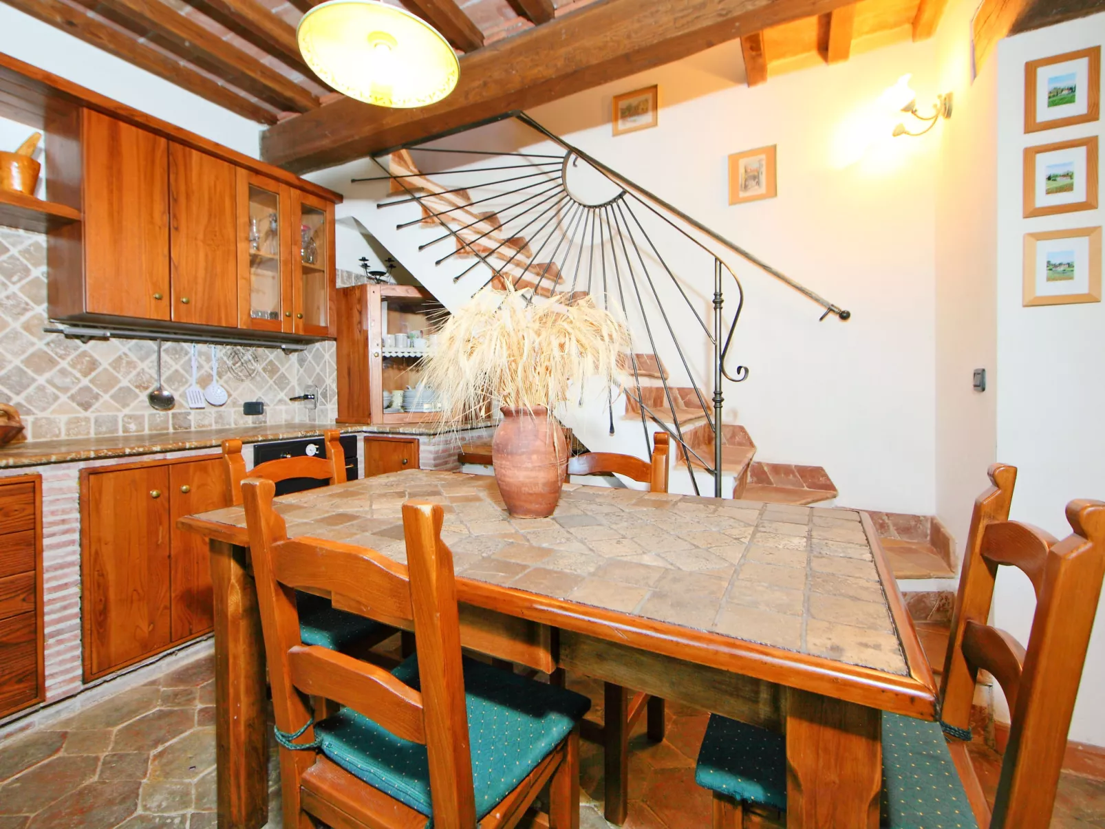 Casale Fonte-Inside