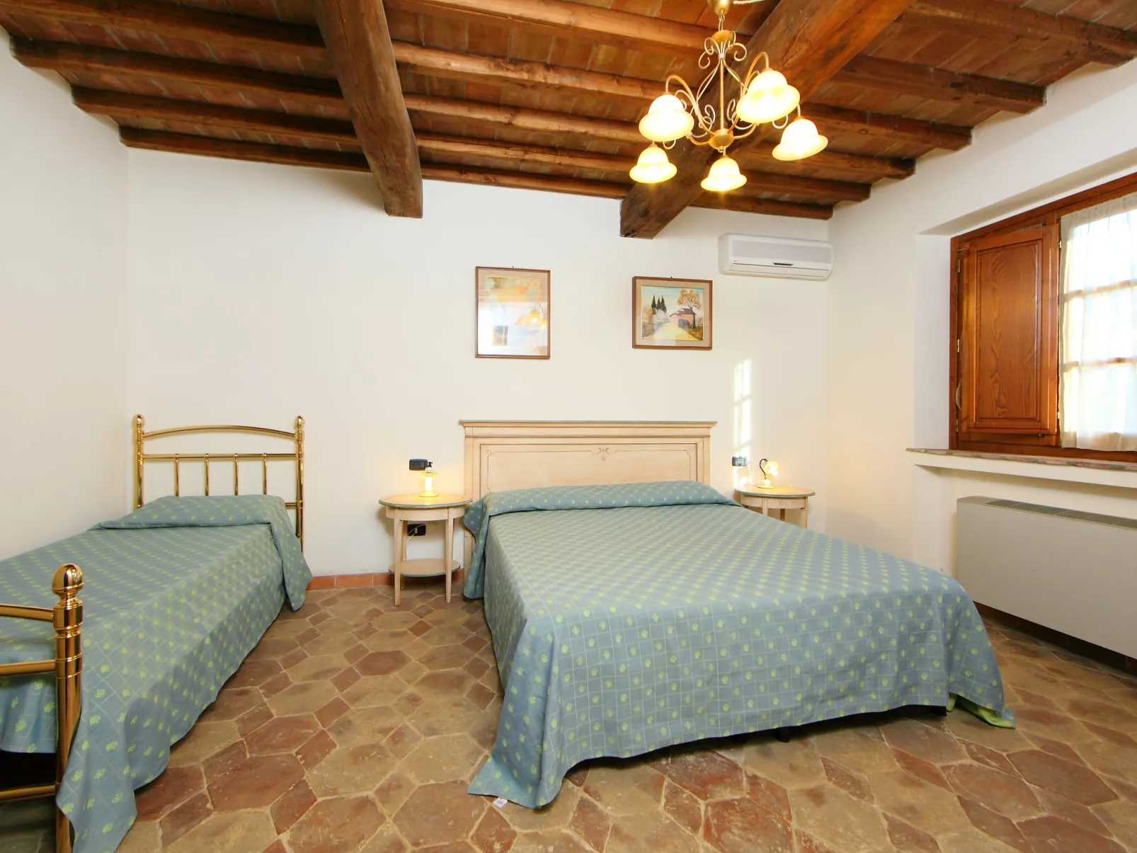 Casale Fonte-Inside