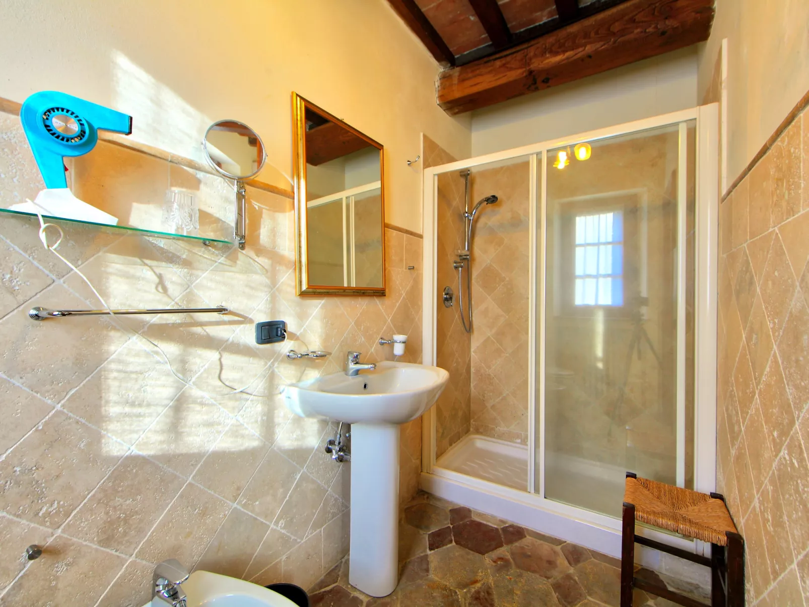 Casale Fonte-Inside
