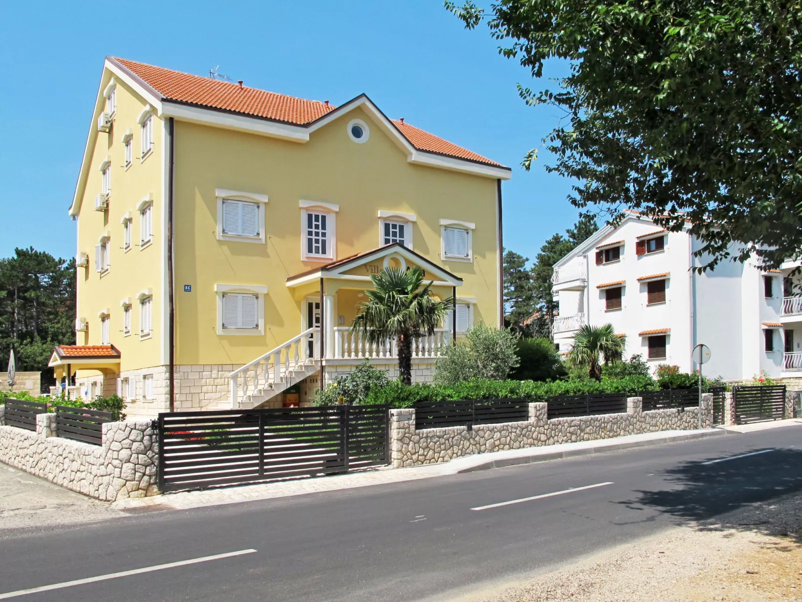 Villa Anna-Draußen