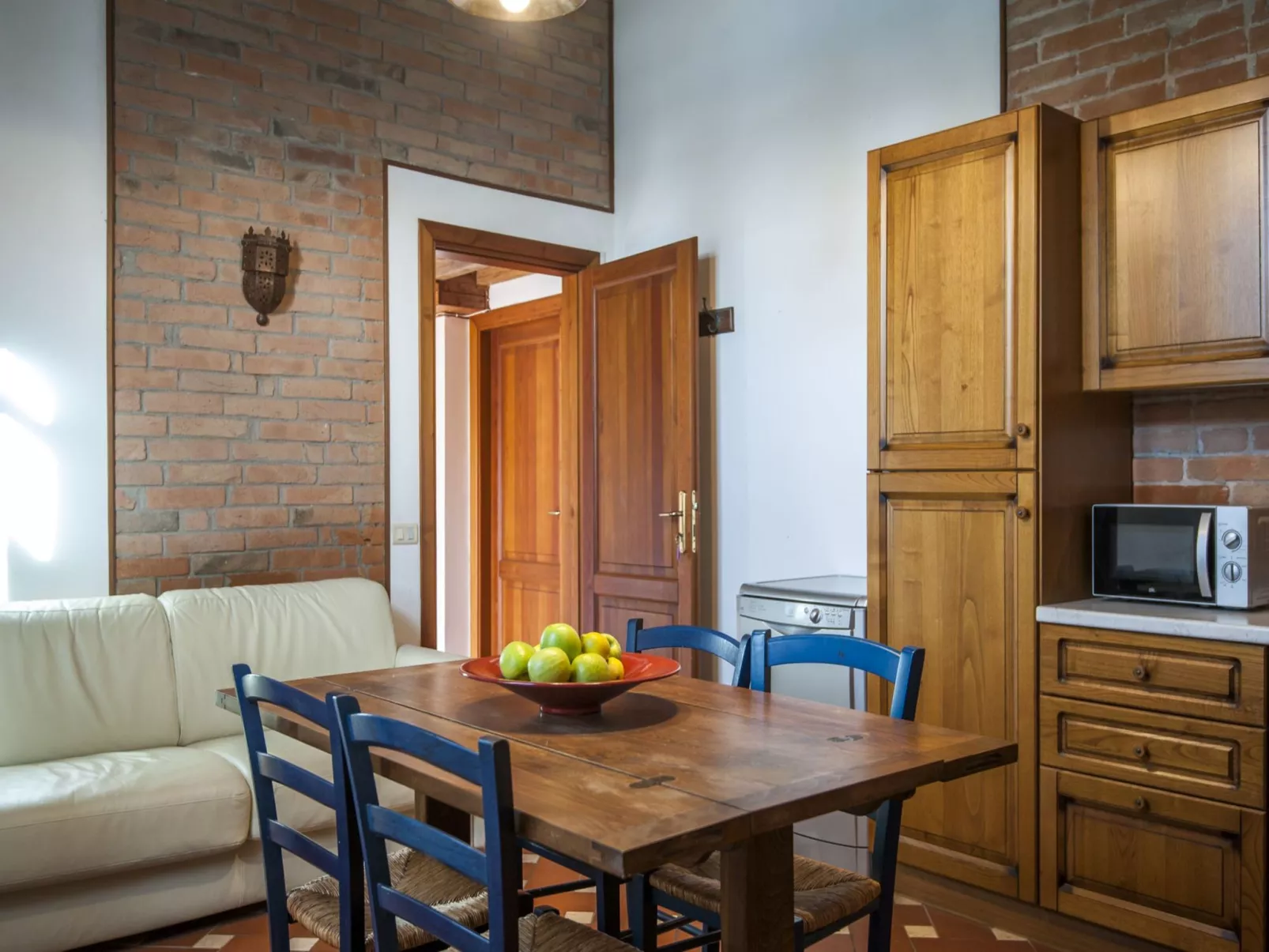 Le Capanne I-Inside