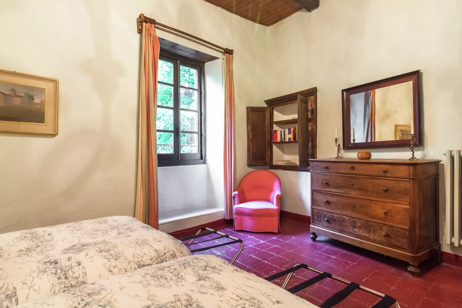 Nobile-Bedroom