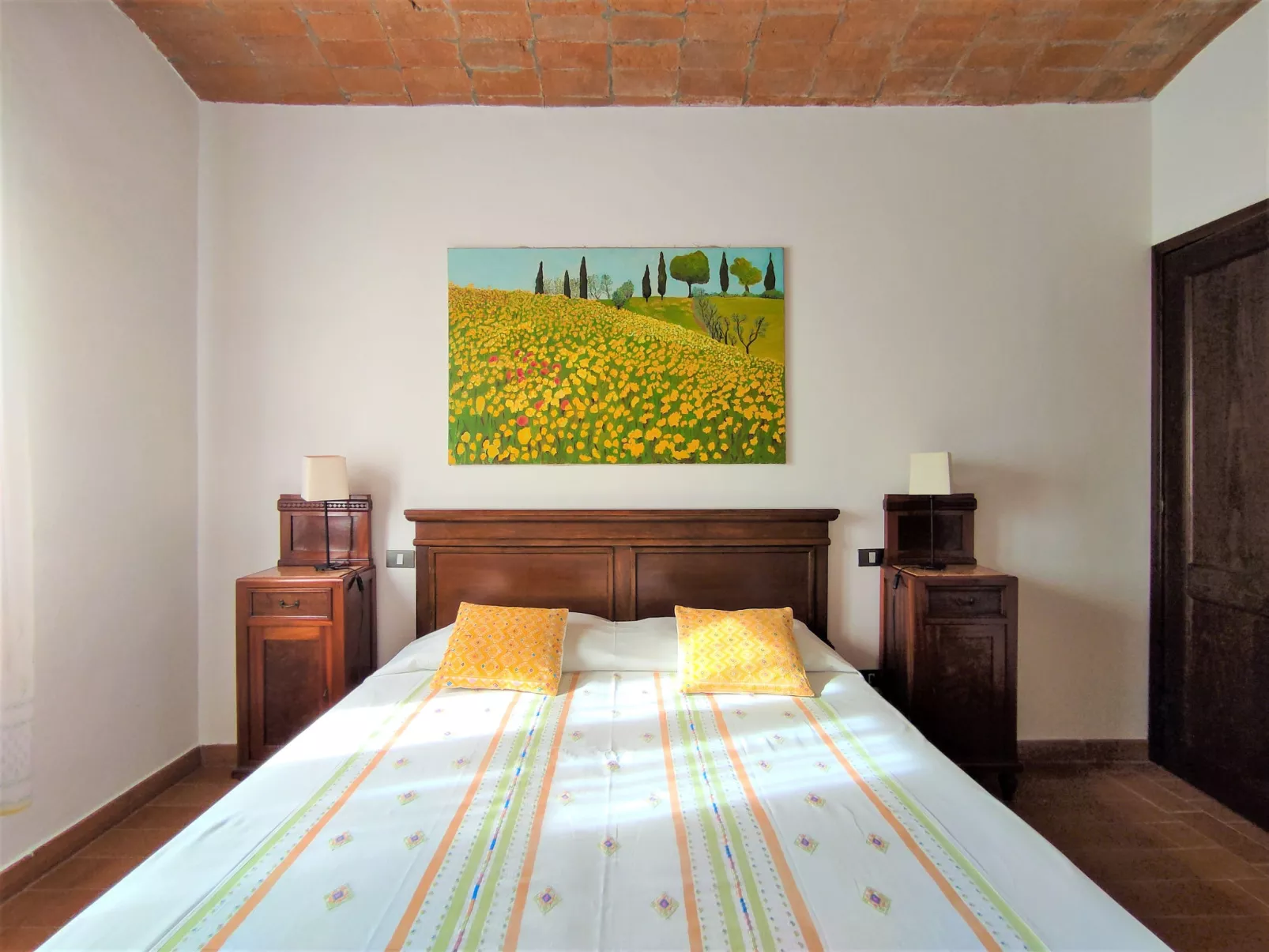 Cipresso-Inside