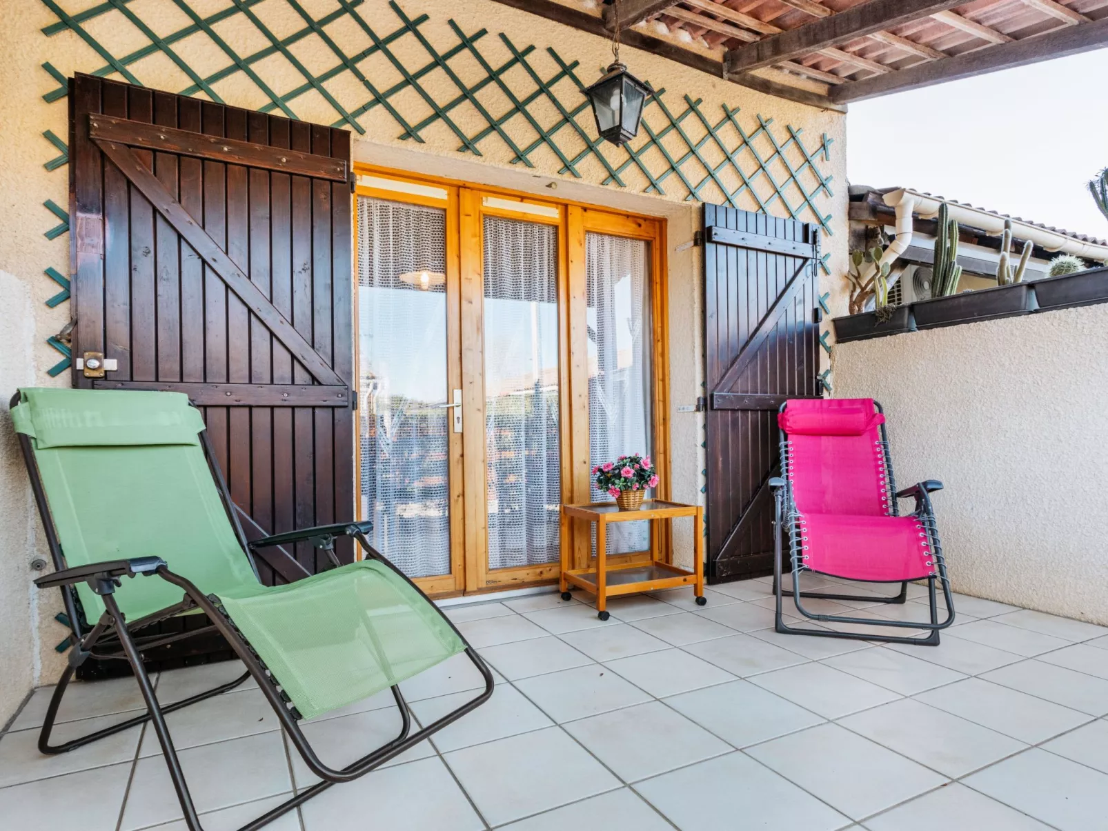 Le Hameau du Port-Outside