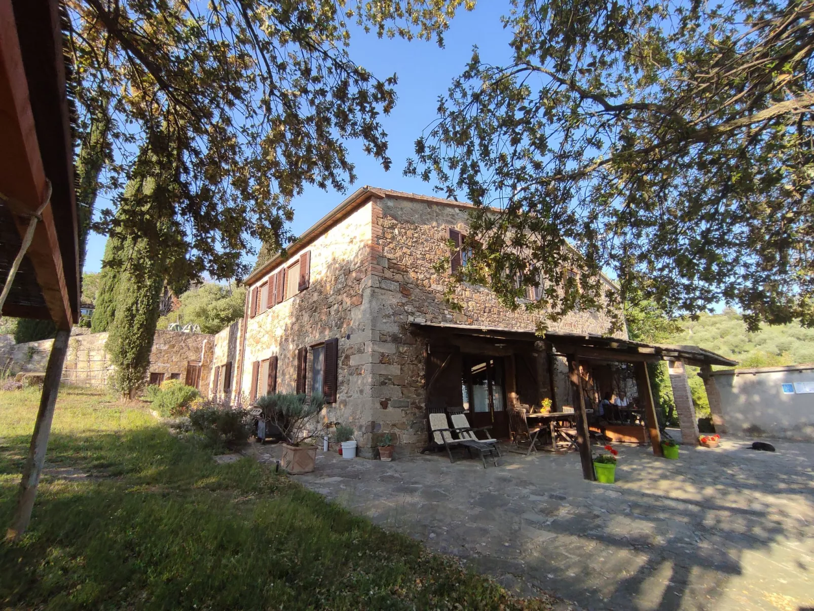Cipresso-Outside