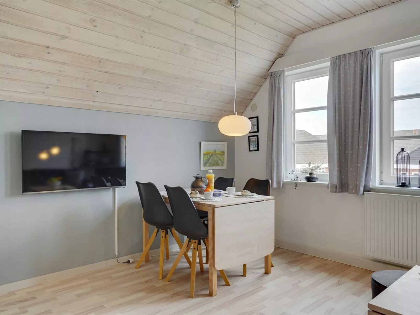 "Reimund" - 2.3km from the sea-Inside