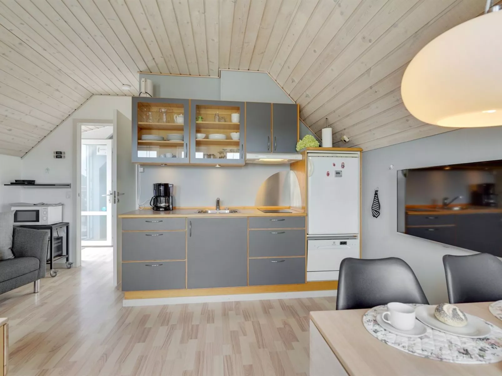 "Reimund" - 2.3km from the sea-Inside