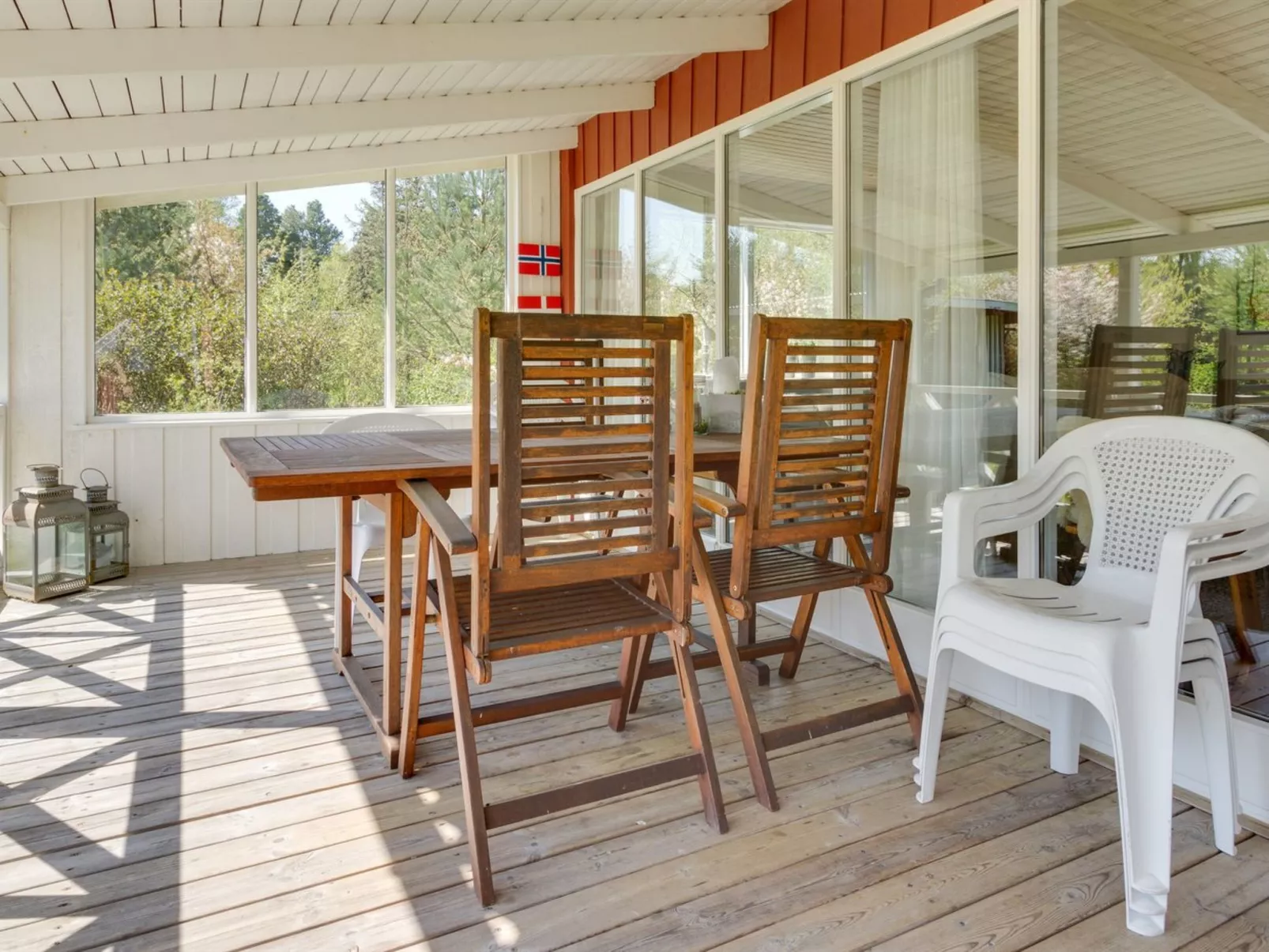 "Fergie" - 400m from the sea-Inside