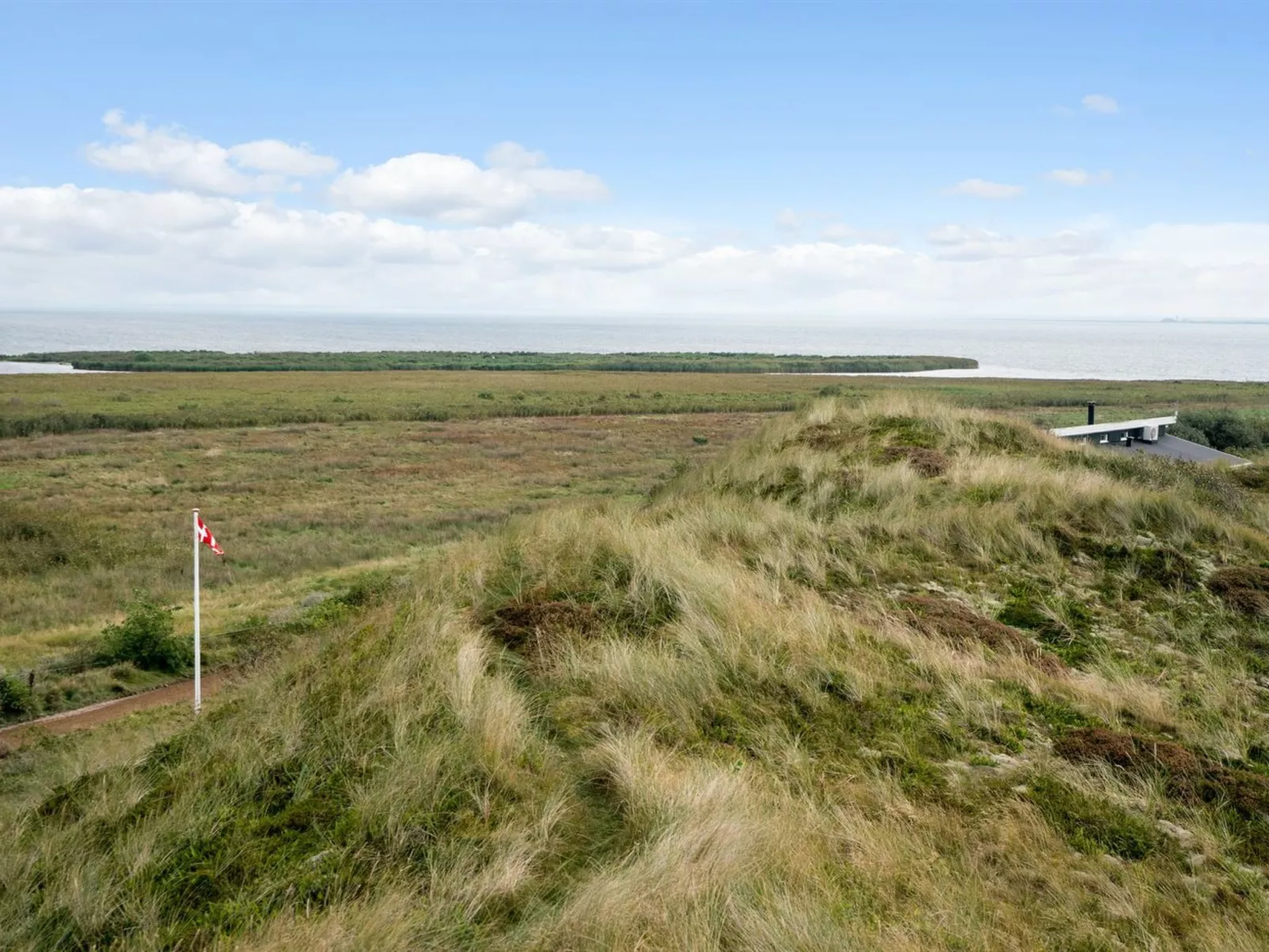 "Taja" - 300m to the inlet-Outside