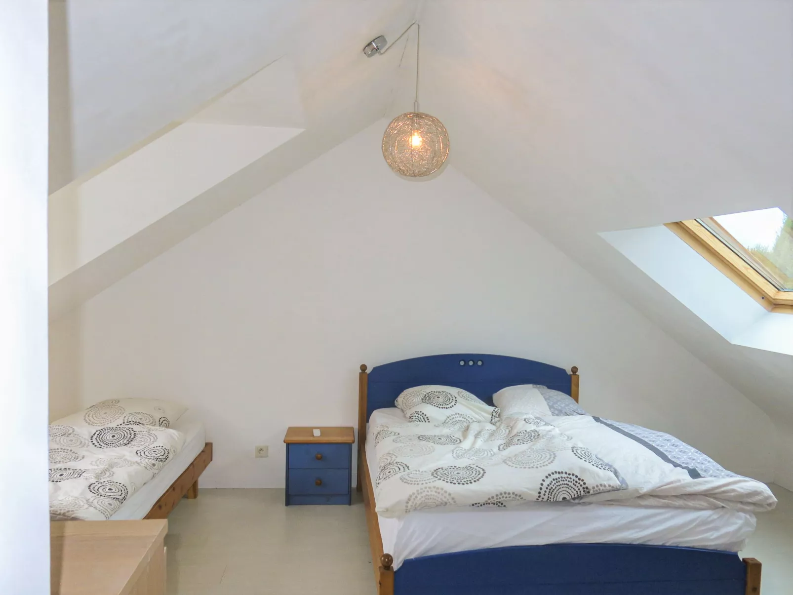 Le Clos Velin-Inside