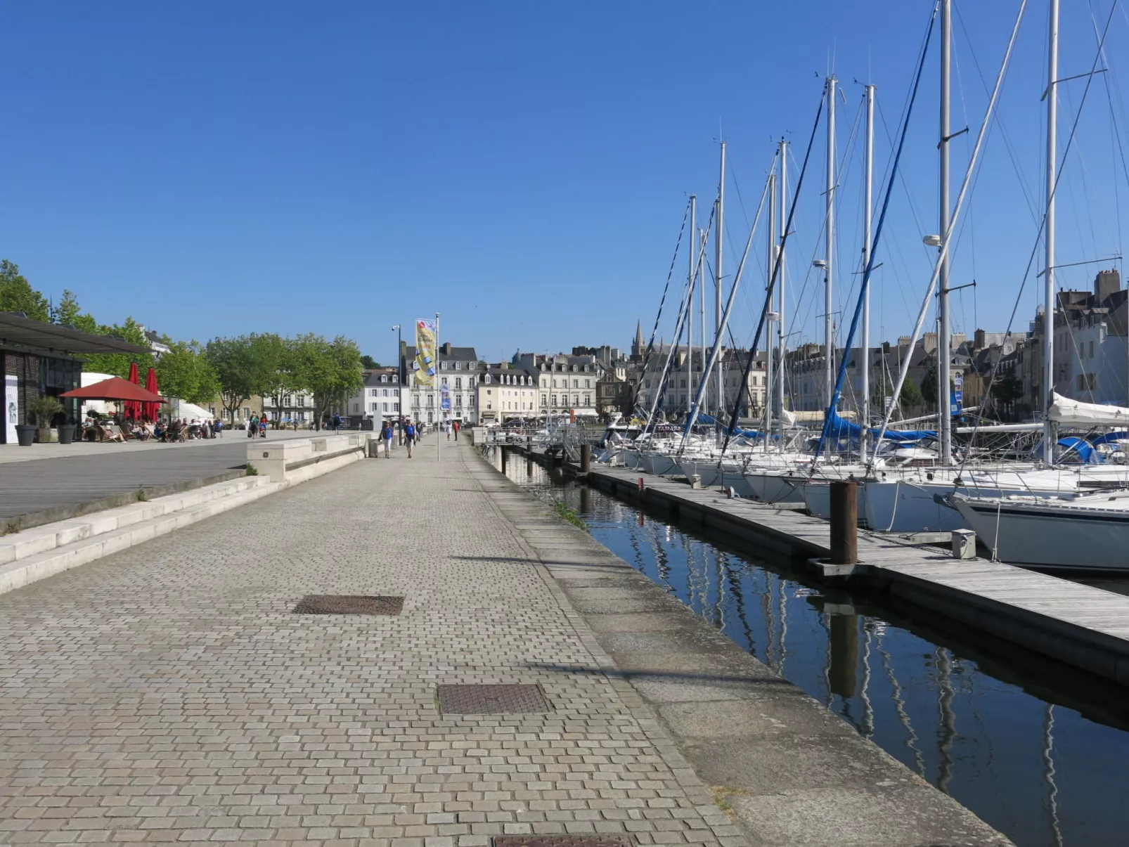 Le Clos Velin-Area