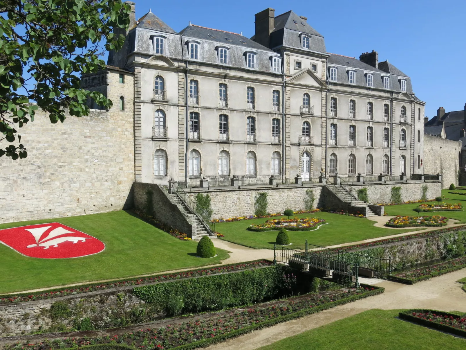 Le Clos Velin-Area