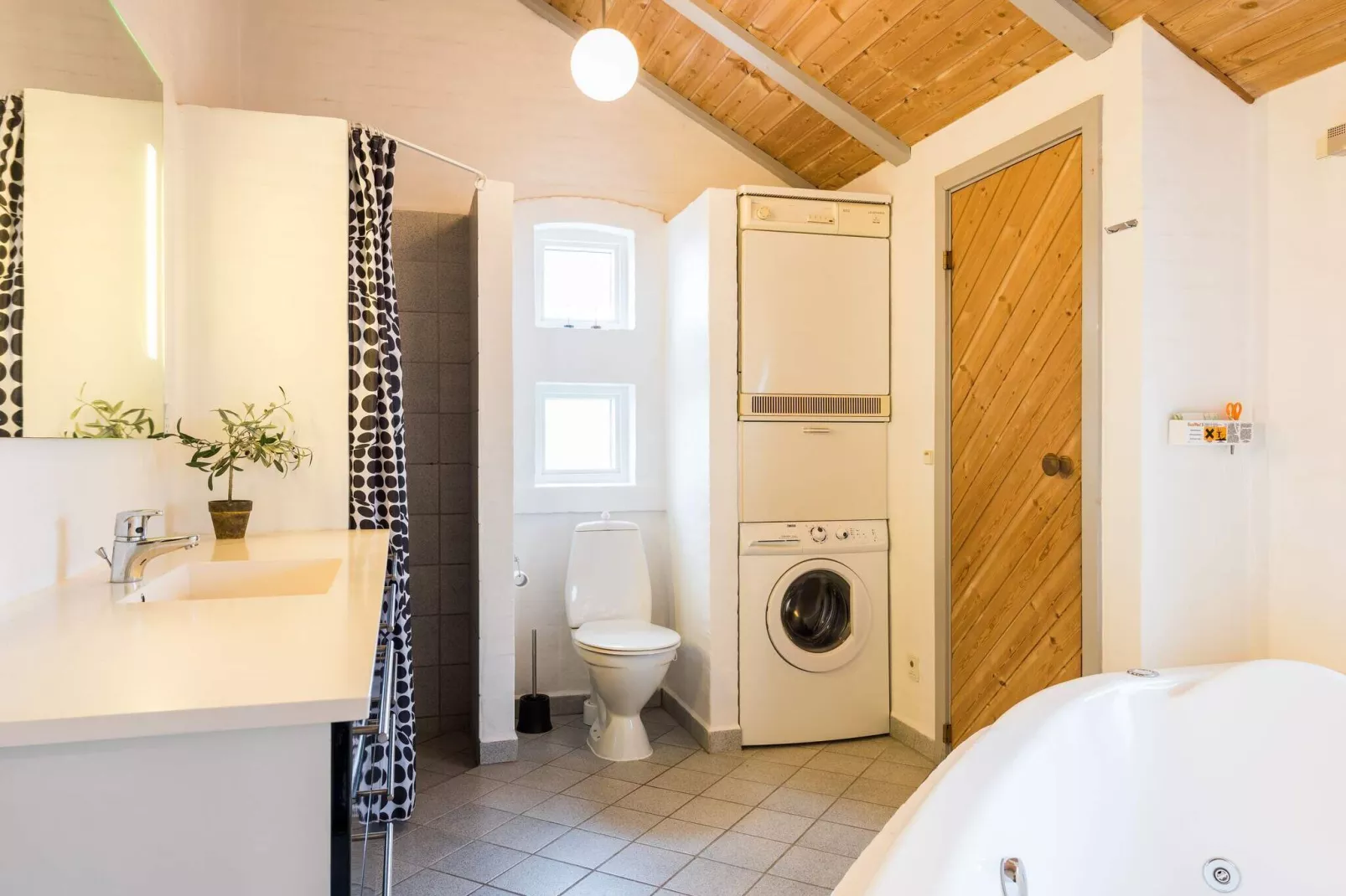 5 Personen Ferienhaus in Henne-Innen