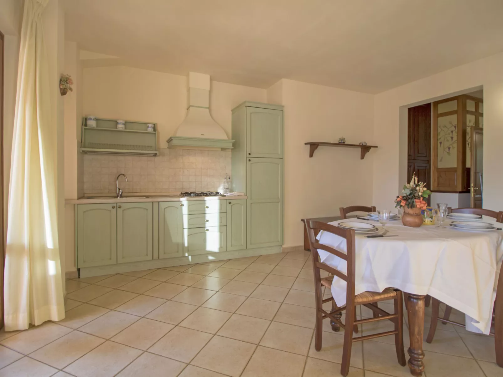 Thermae Apartment 14-Inside