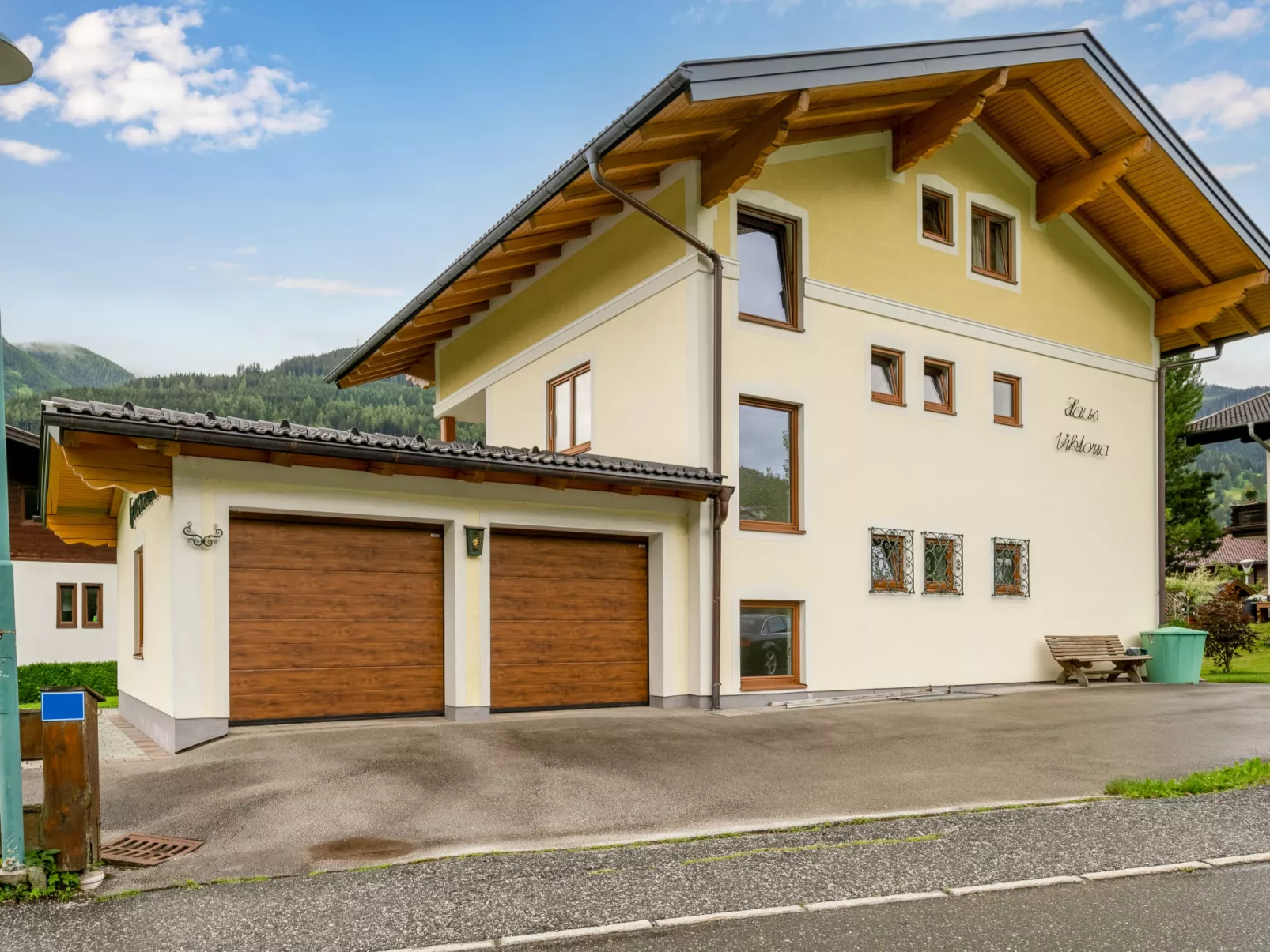 Haus Viktoria-Outside