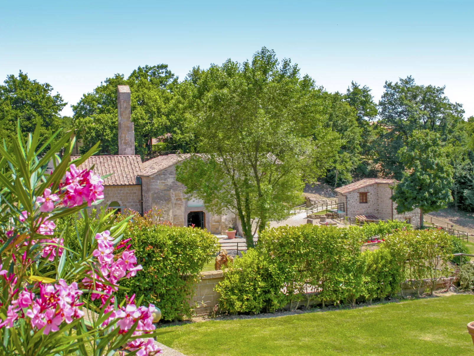 Thermae Villa 36-Draußen