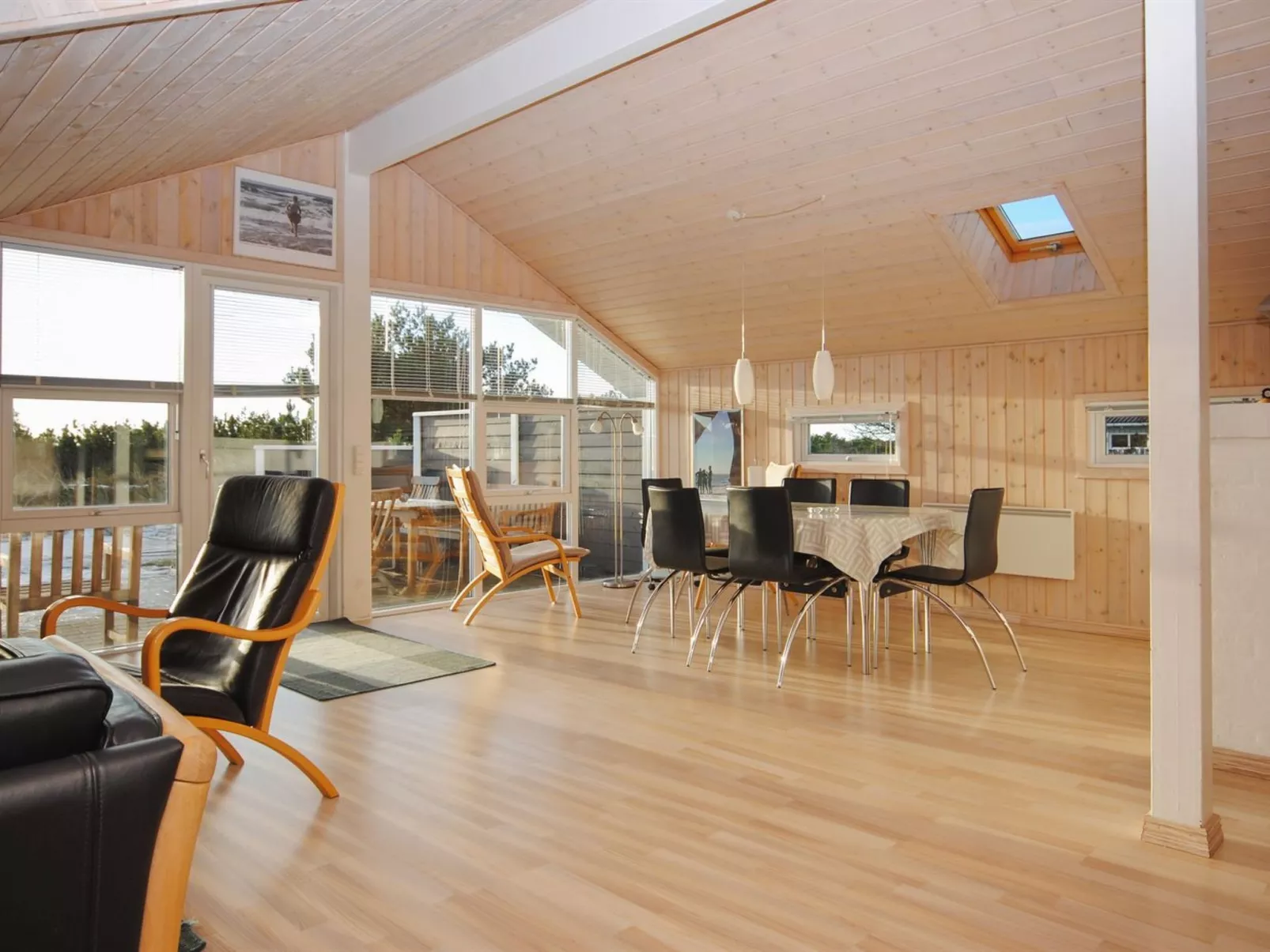 "Laurentia" - 800m from the sea-Inside