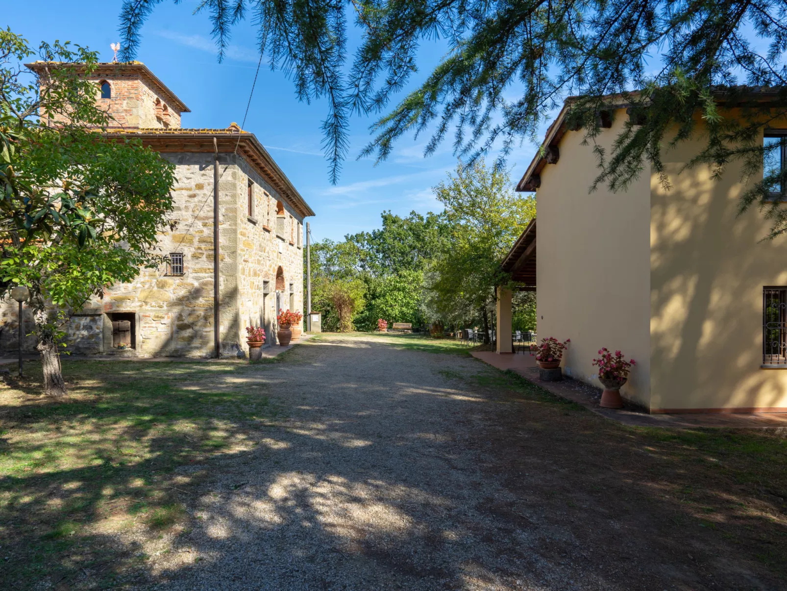 Poggio Cuccule-Outside