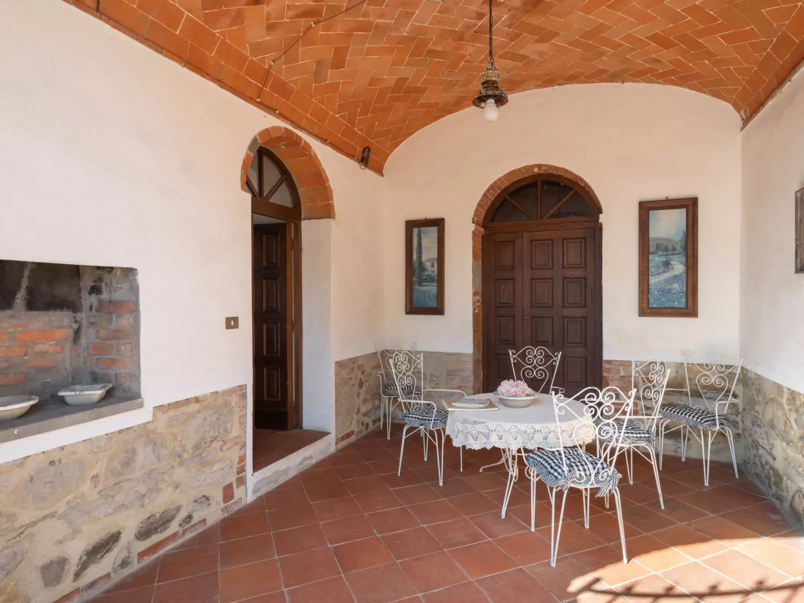 Poggio Cuccule-Outside