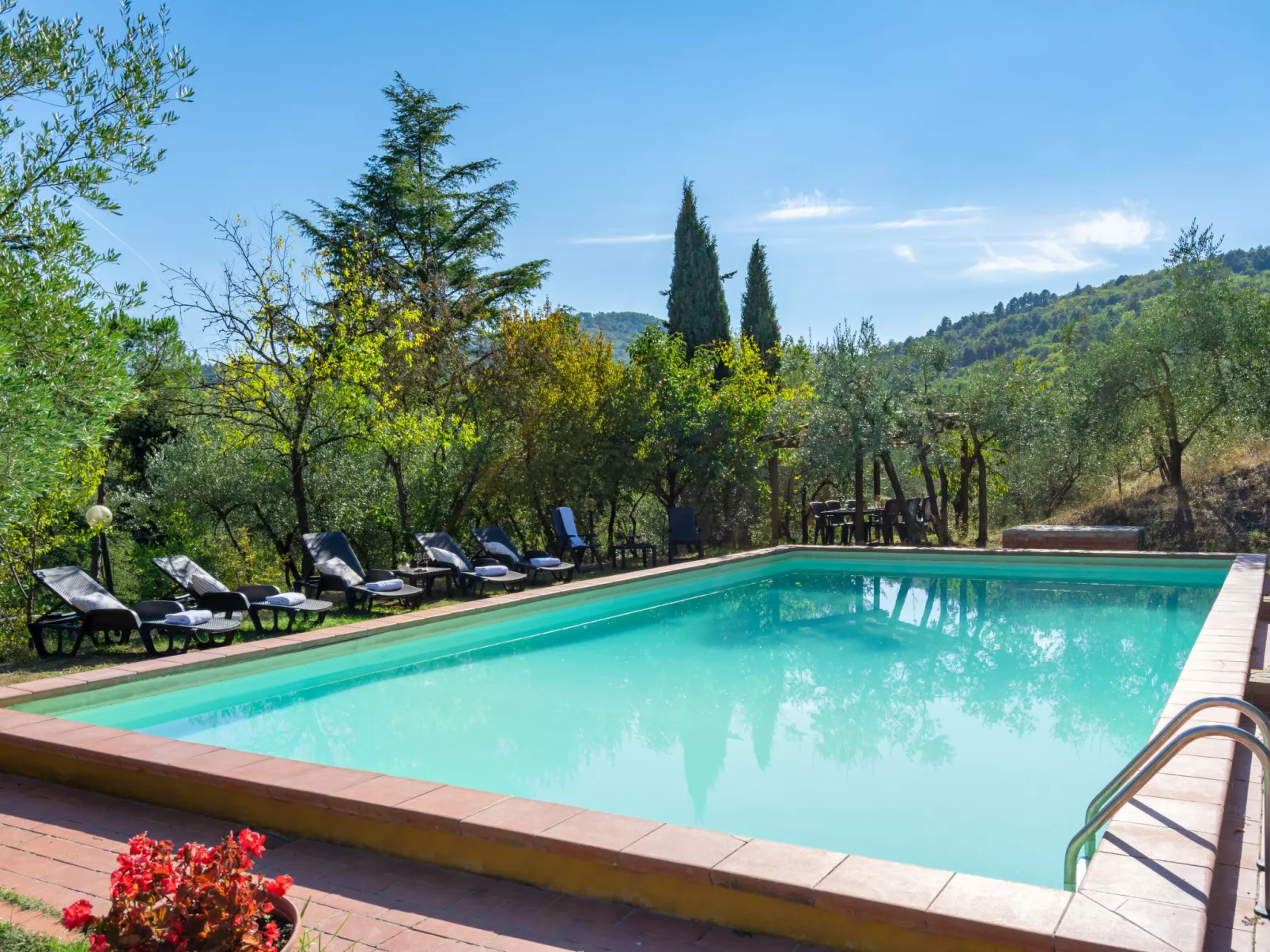 Poggio Cuccule-Outside