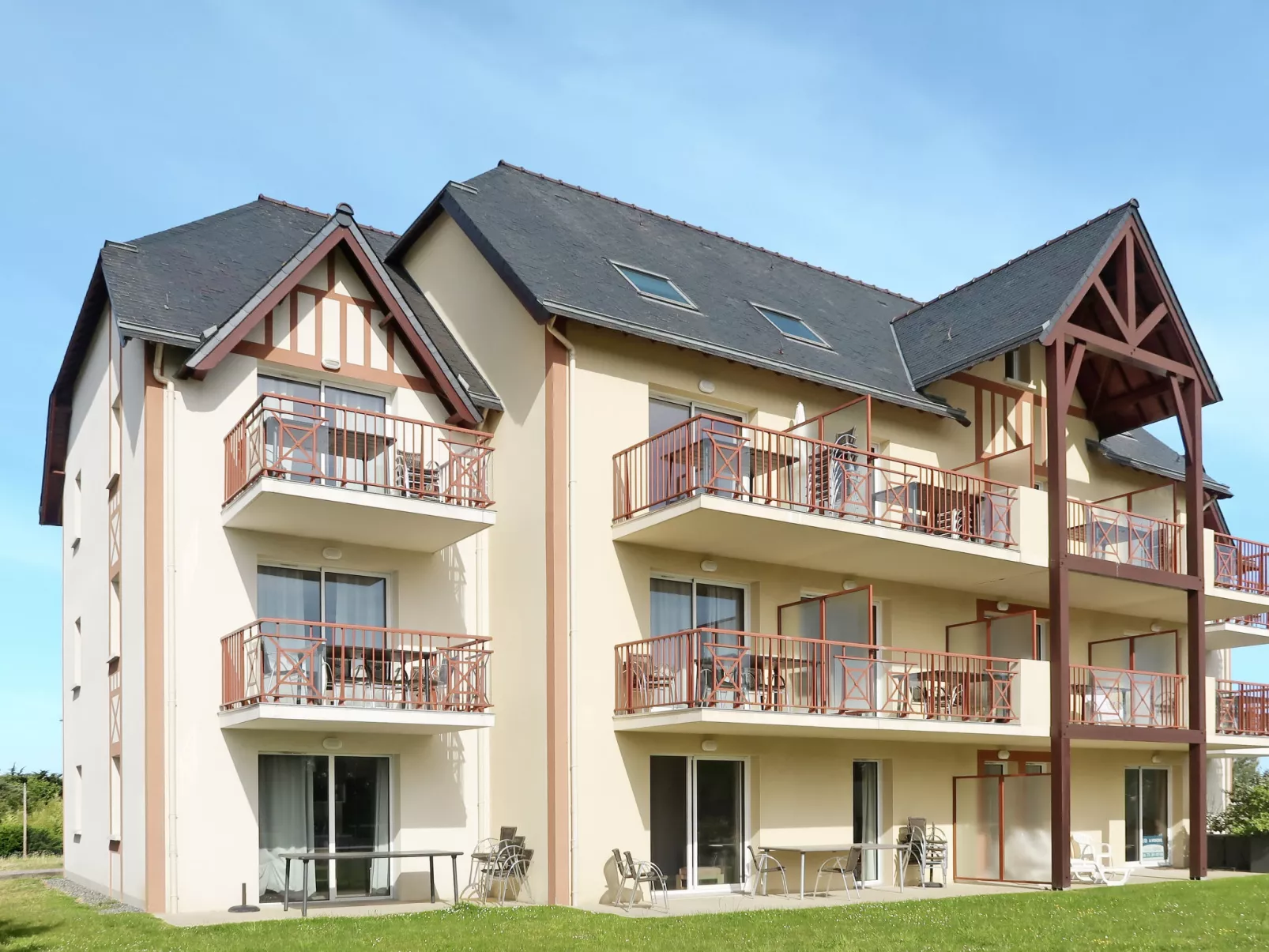 Cap Green 25A-Draußen