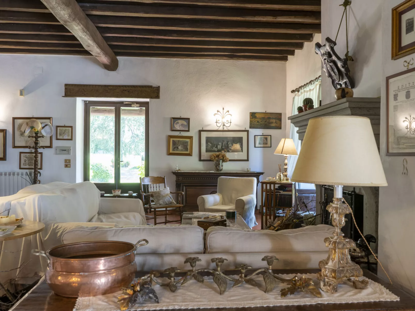 Le Querce-Inside