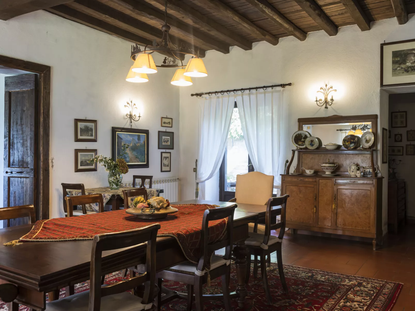 Le Querce-Inside