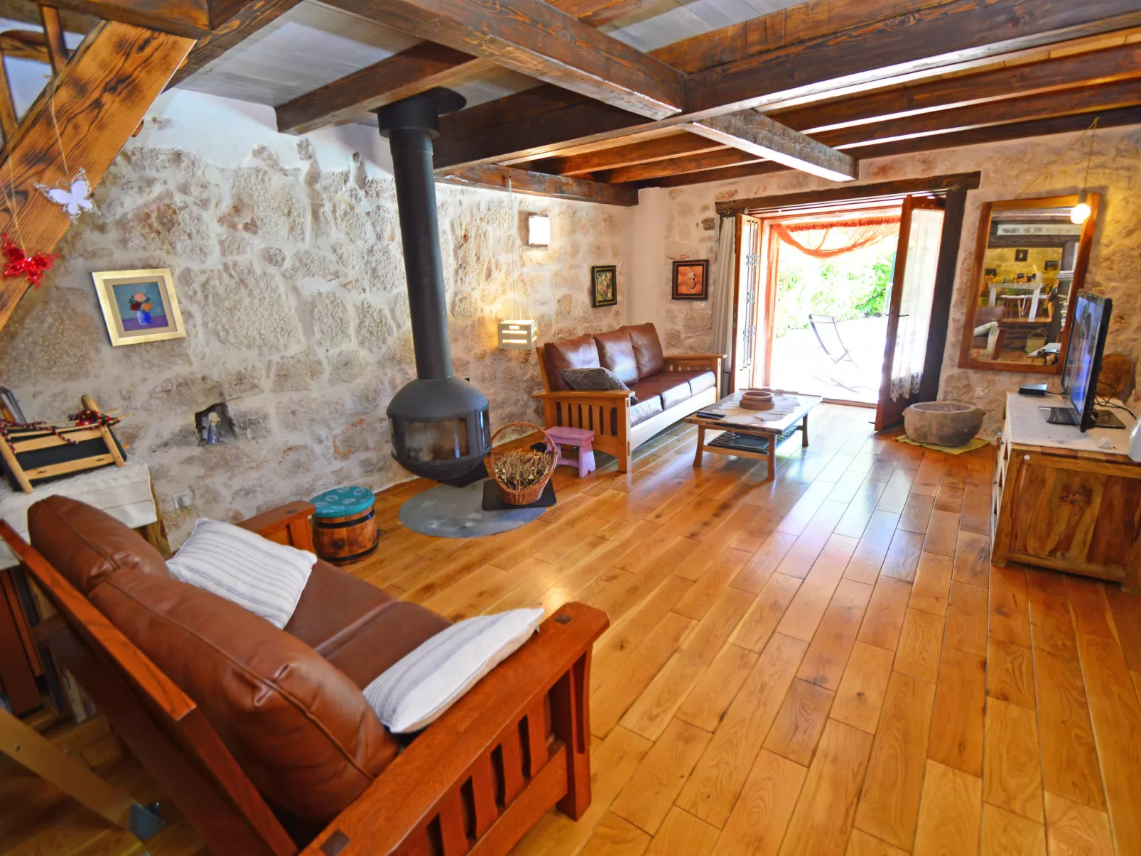 Home sweet home-Inside