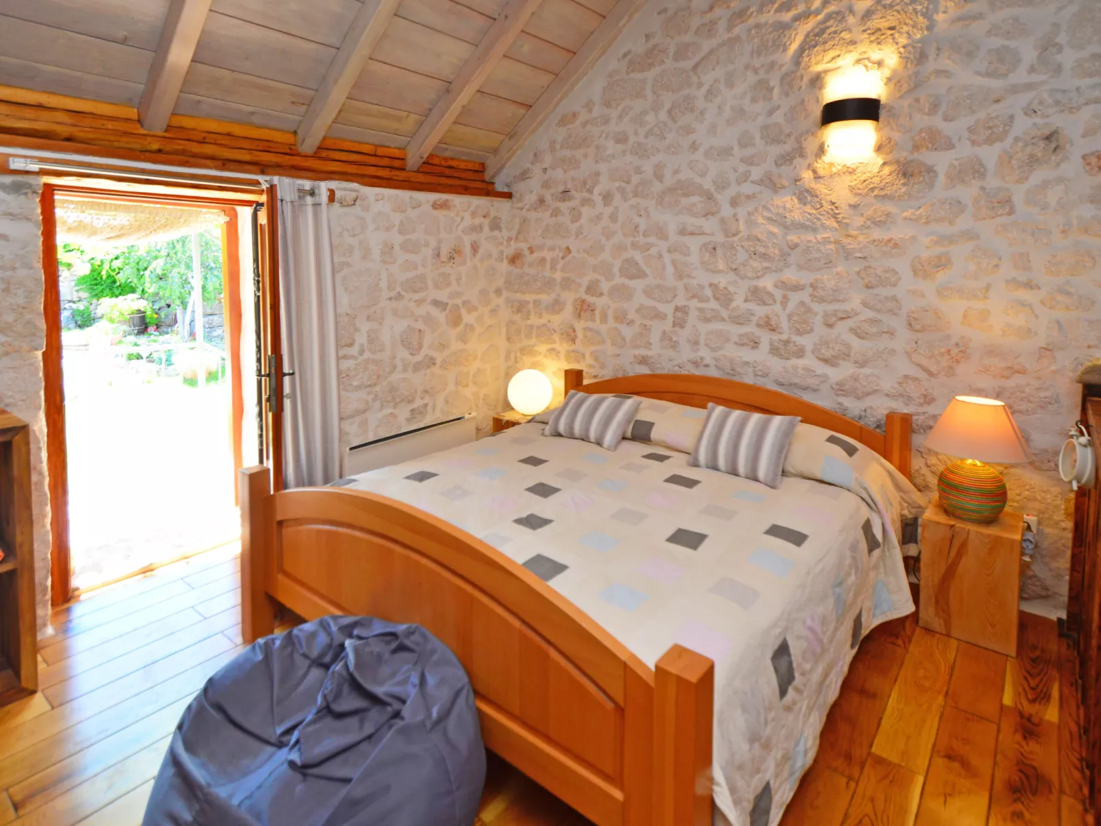 Home sweet home-Inside