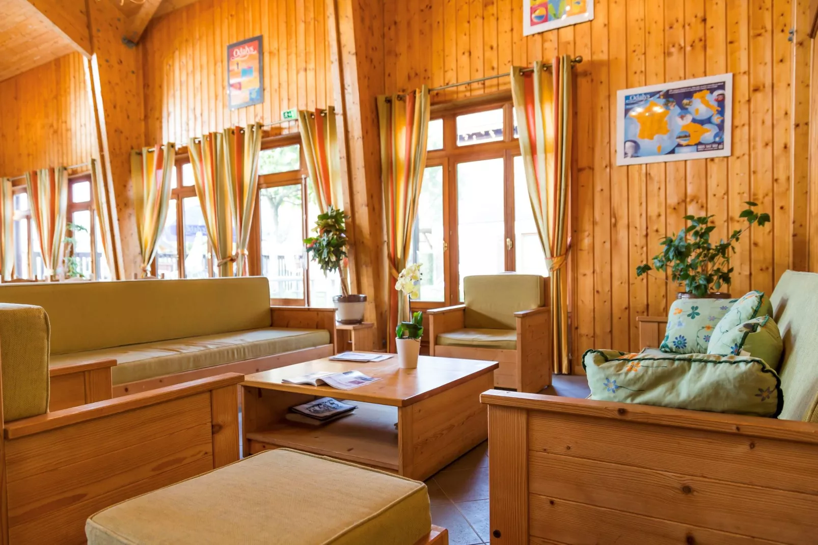 Residence Les Chalets d'Evian 3-Hall d'accueil