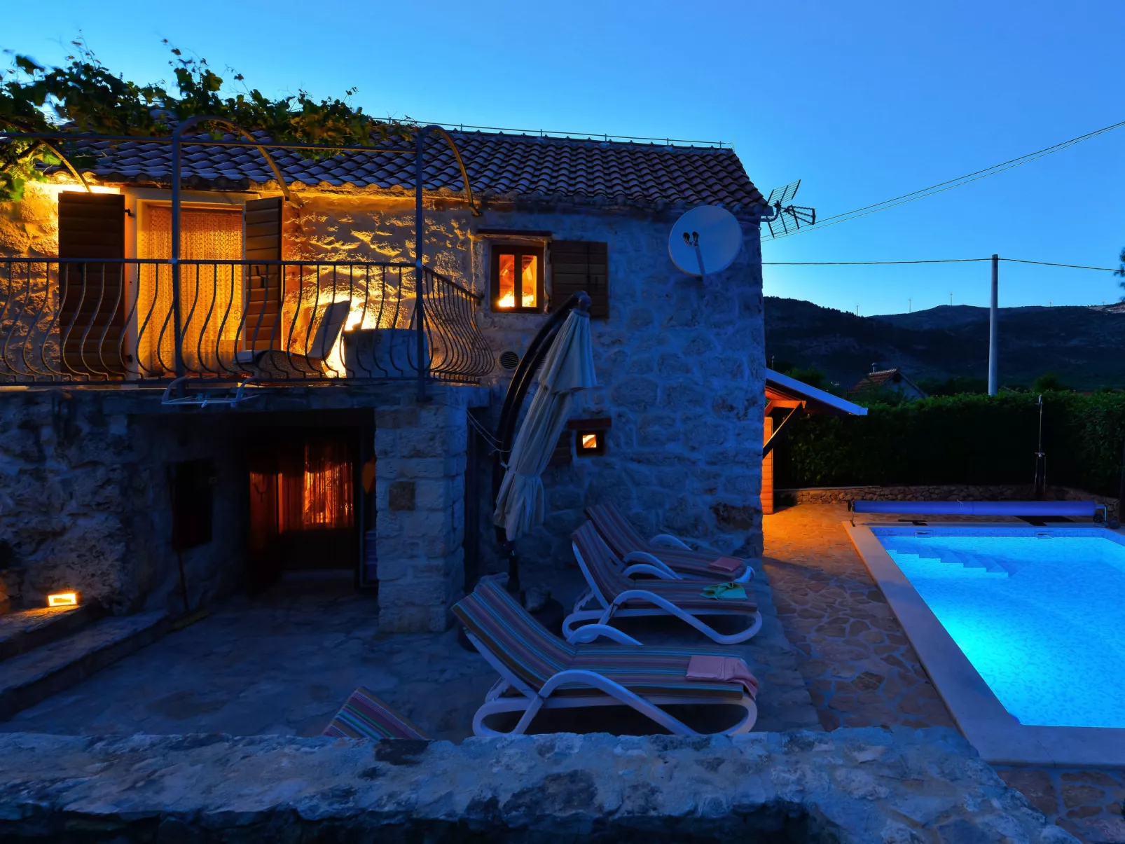 Home sweet home-Outside