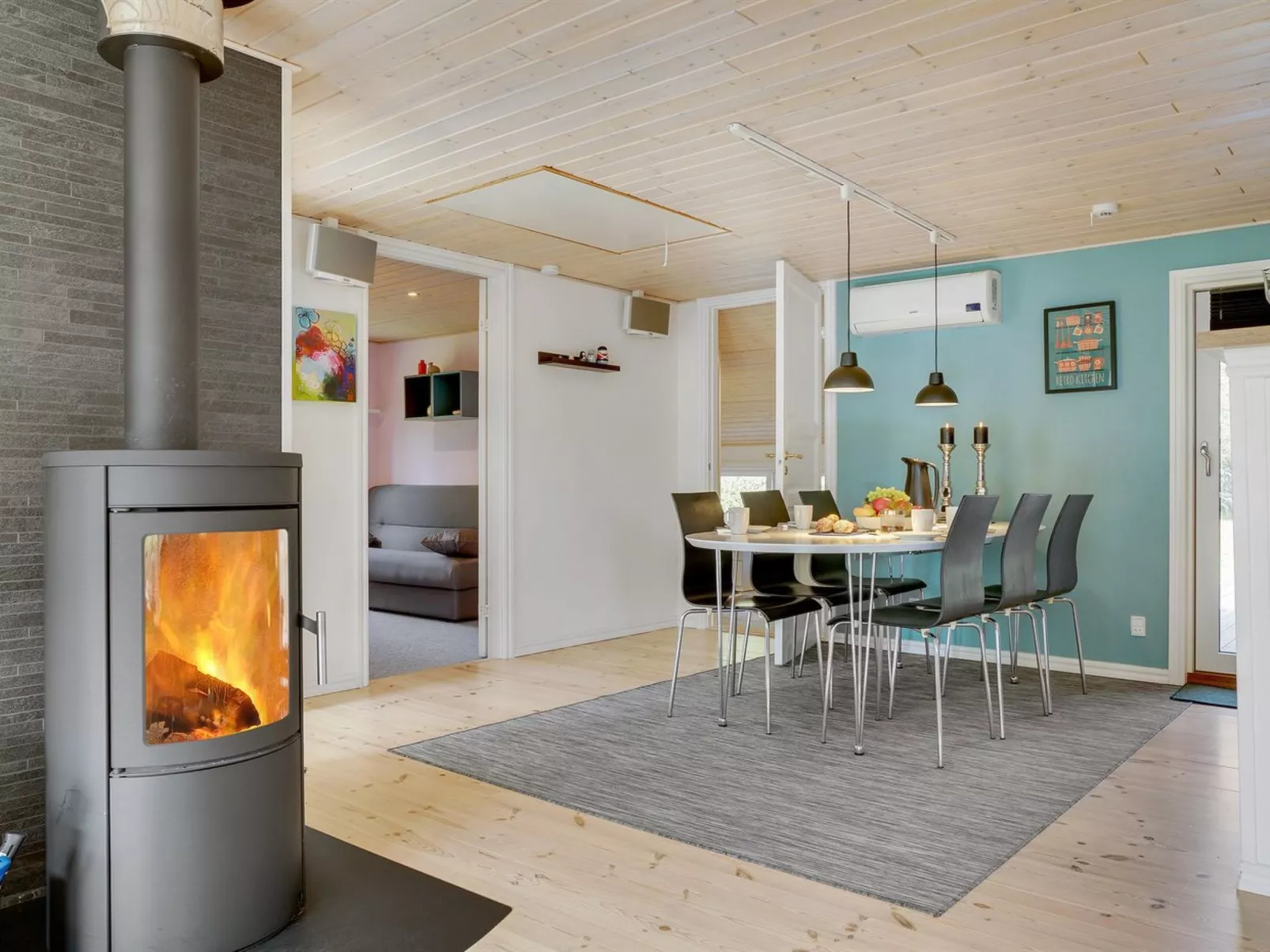 "Erhardt" - 800m from the sea-Drinnen