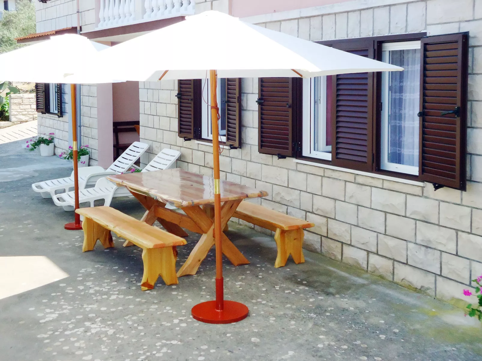 Haus Peric-Dehors