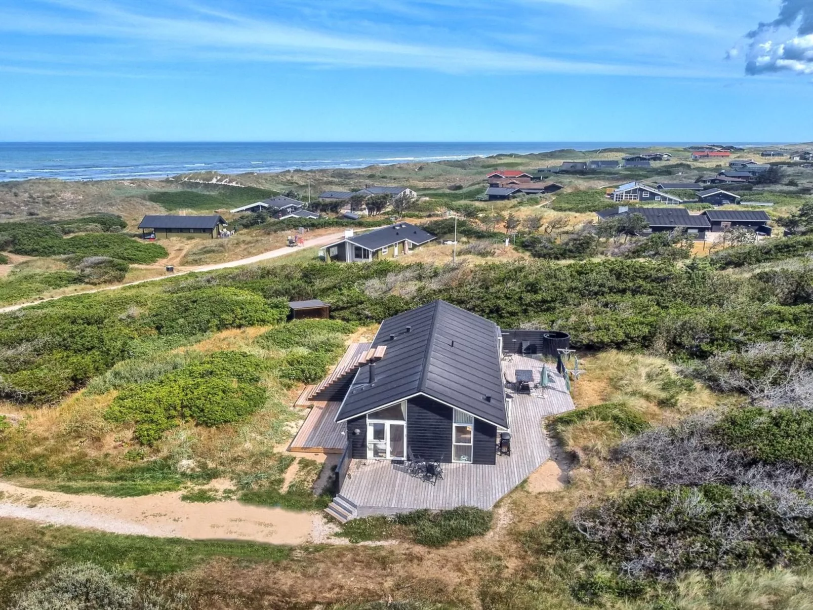 "Marthine" - 200m from the sea-Outside