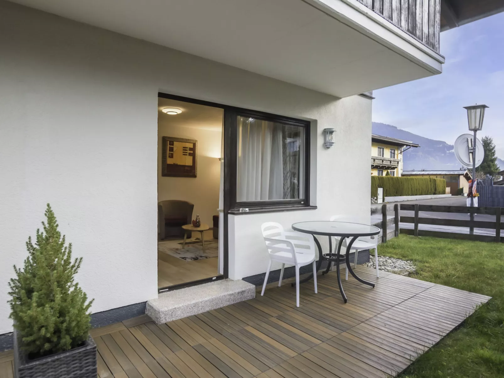 Alpenchalet-Outside