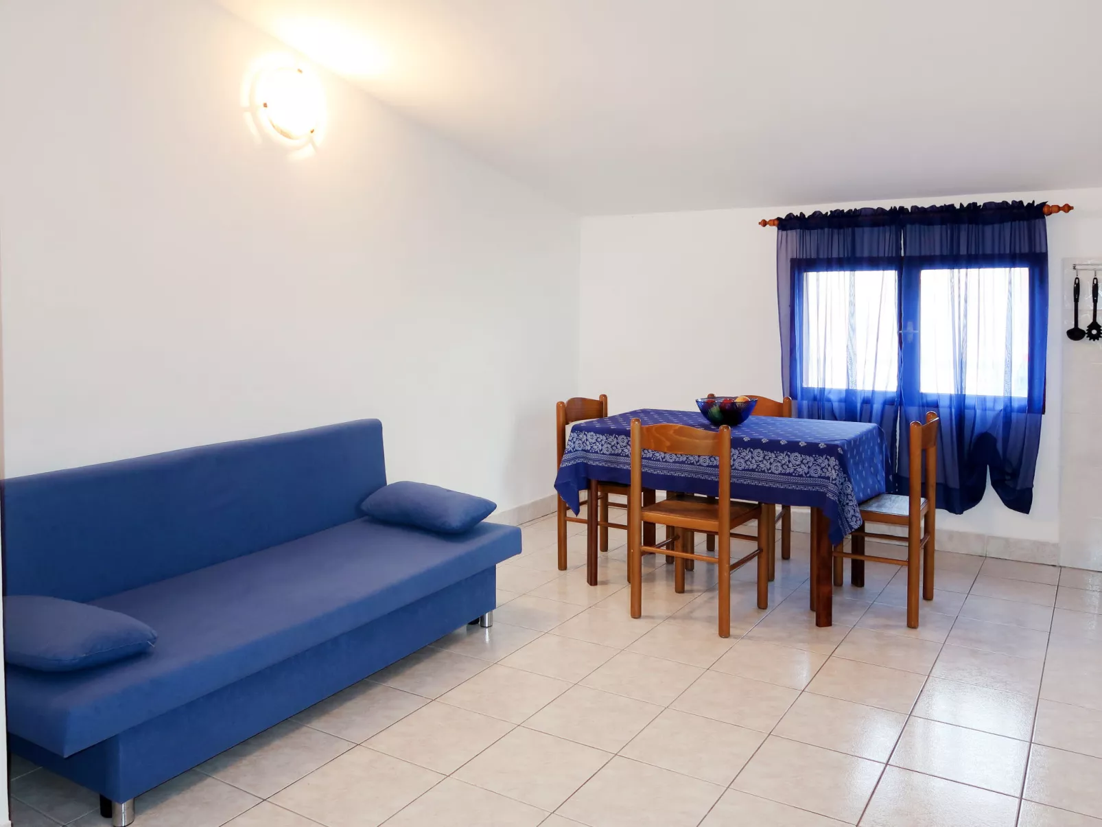 Haus Peric-Inside