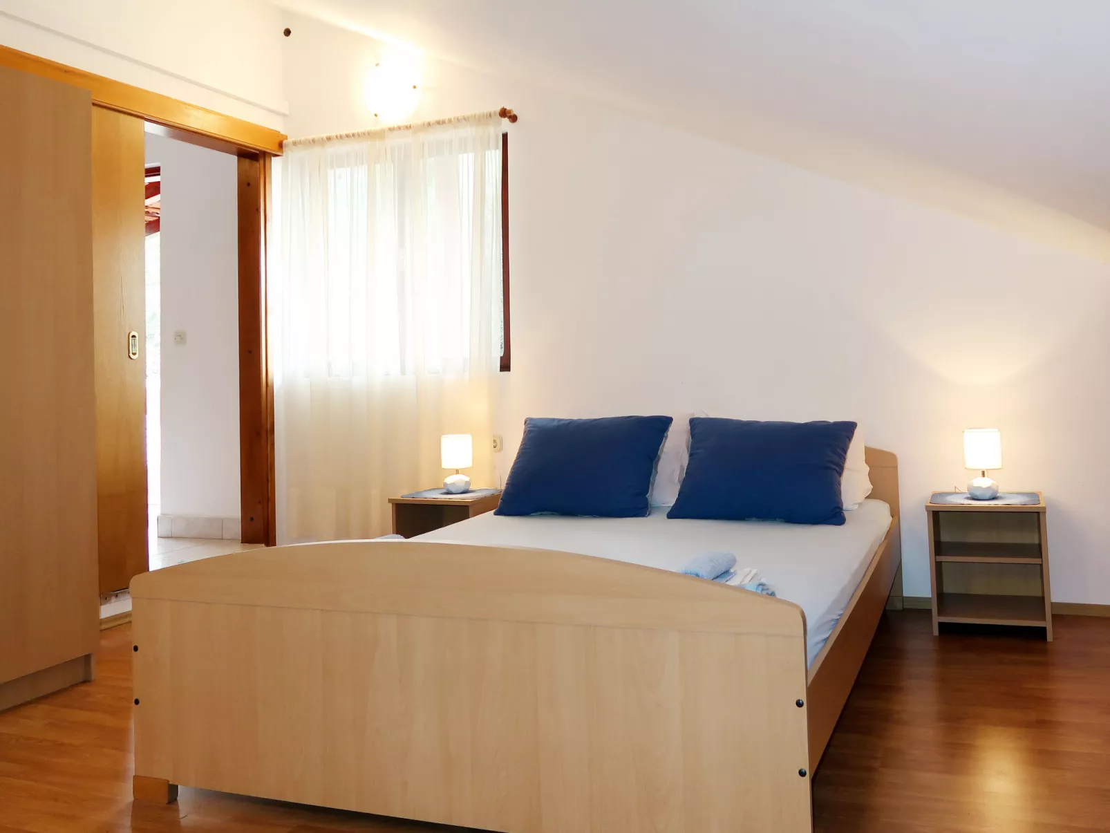 Haus Peric-Inside
