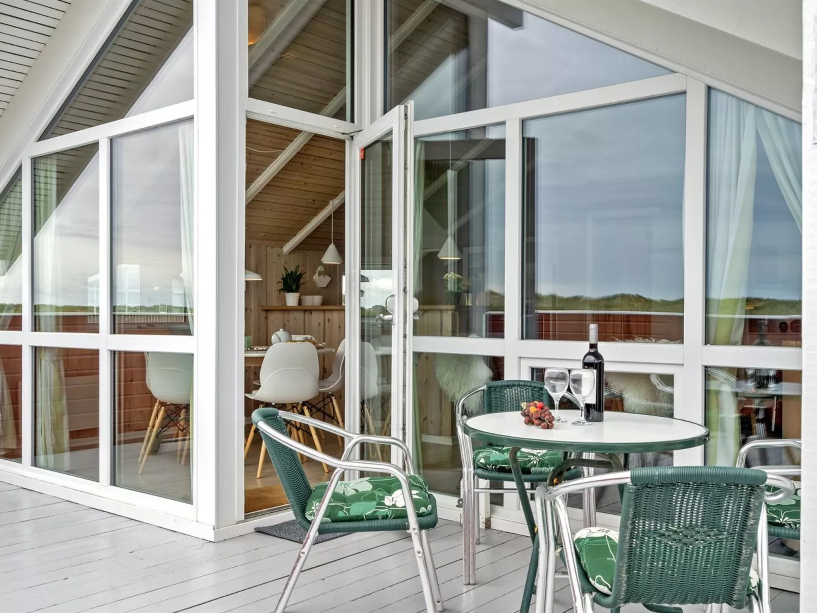"Betti" - 200m from the sea-Outside
