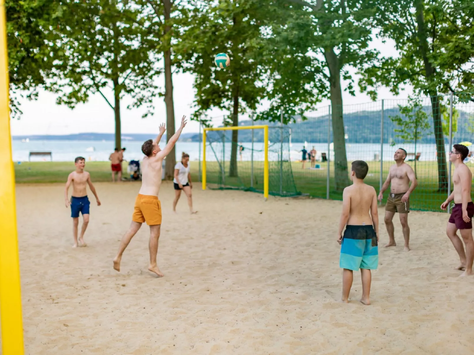 Balatontourist Füred-Outside