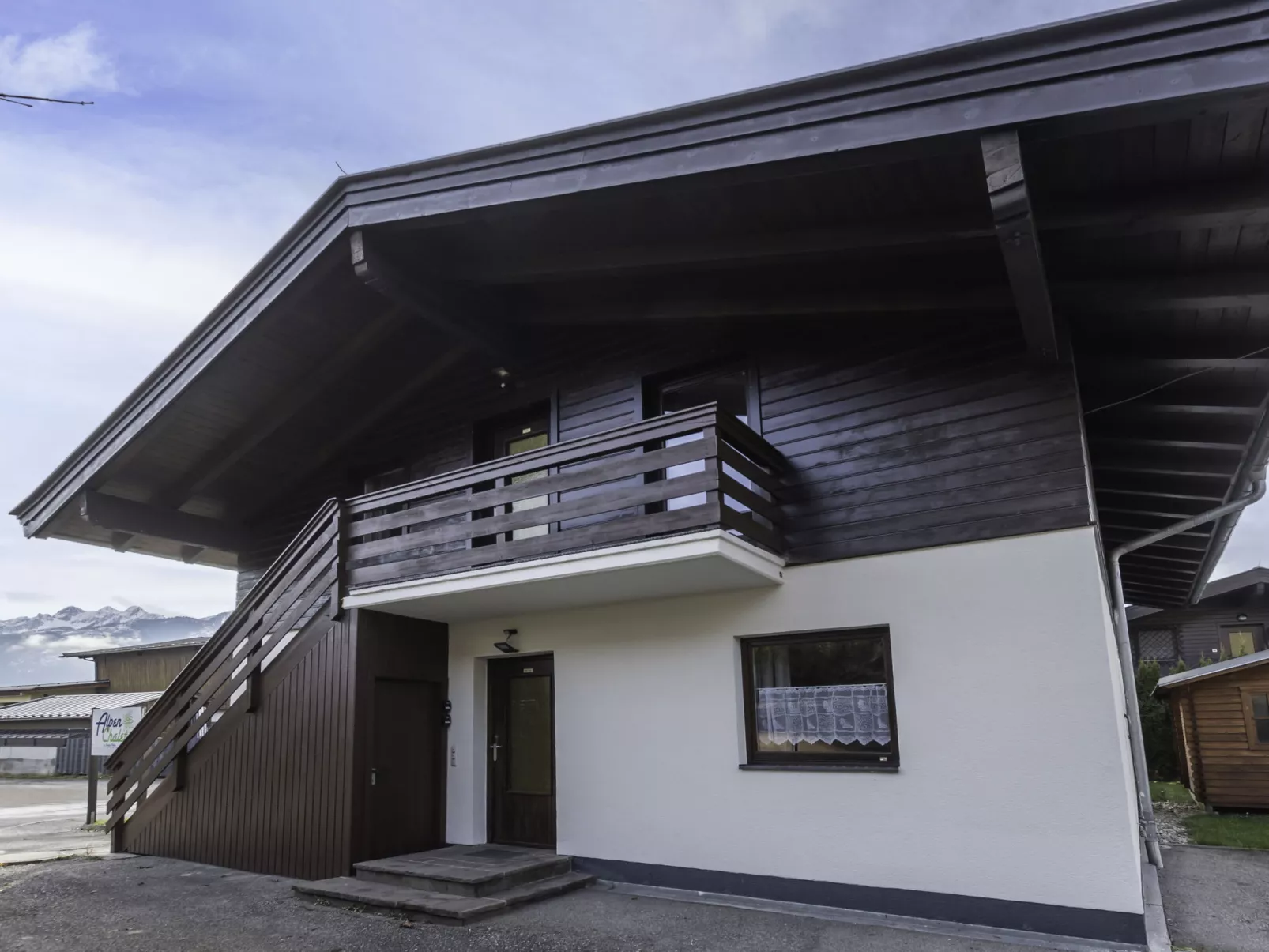 Alpenchalets-Outside