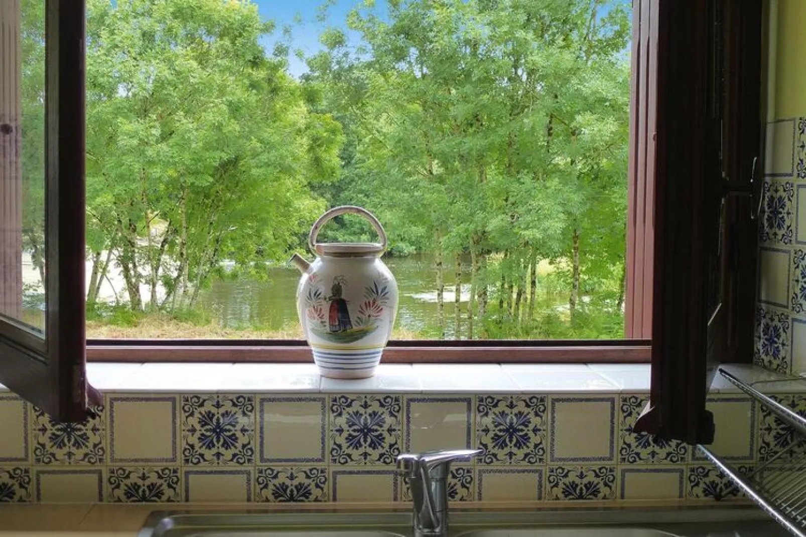Holiday home Landéleau-Vue d'été