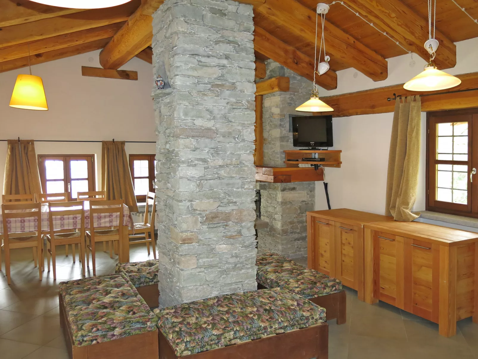 Casot Brusa-Inside