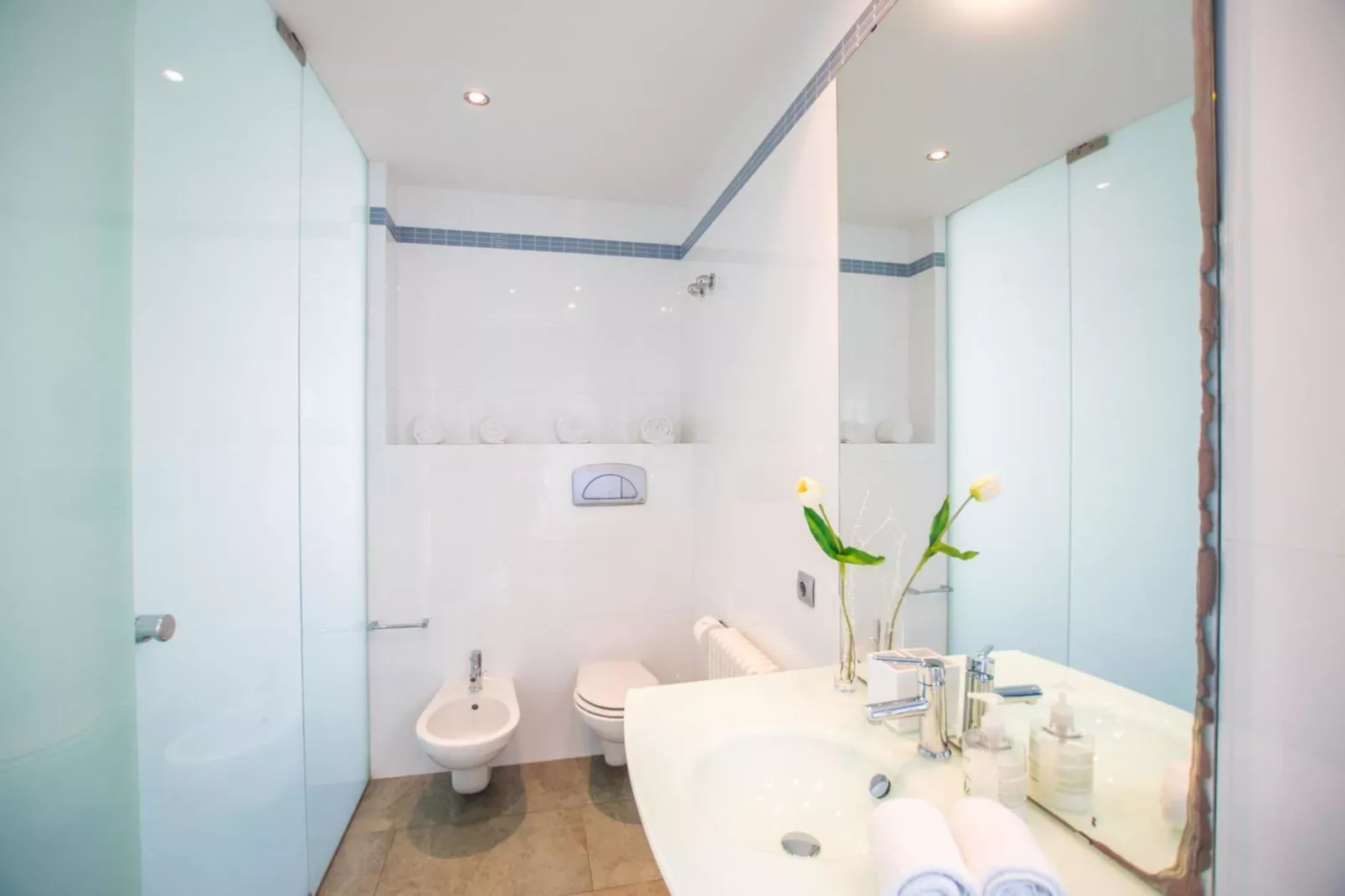 Bohemi-Bathroom