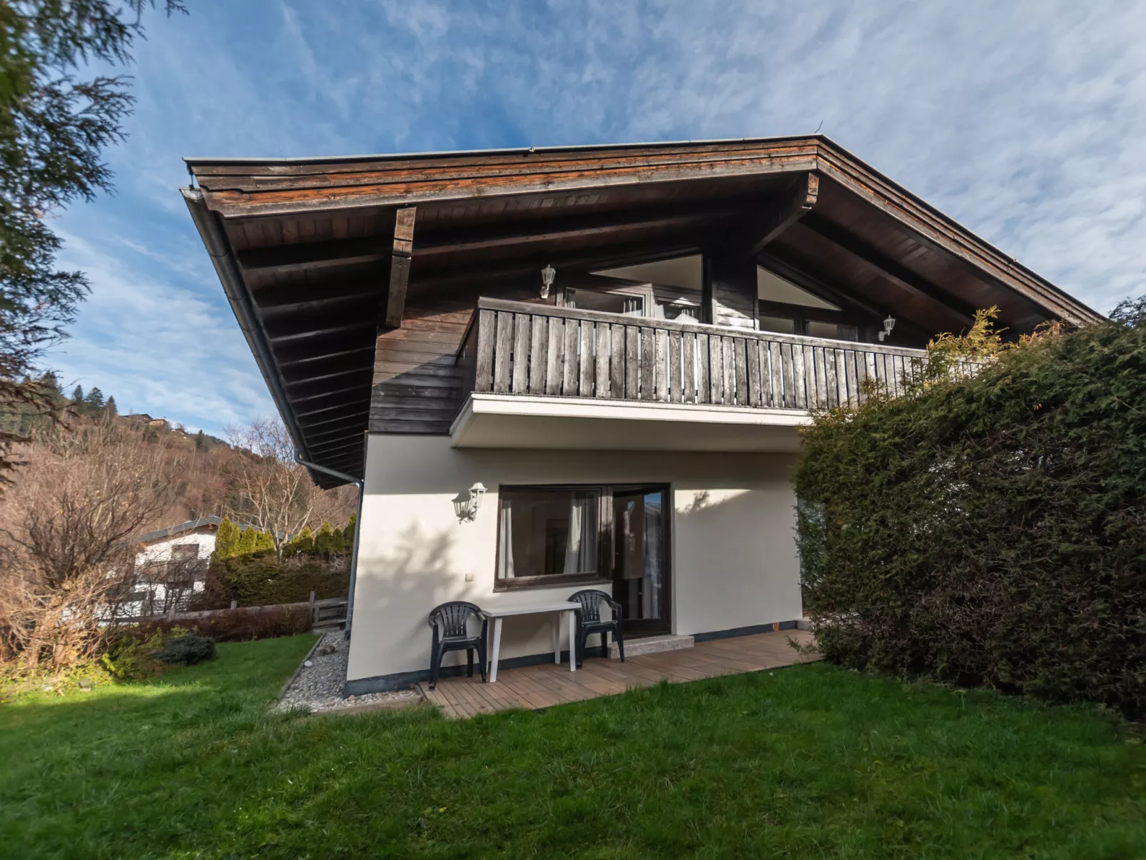 Alpenchalets-Outside