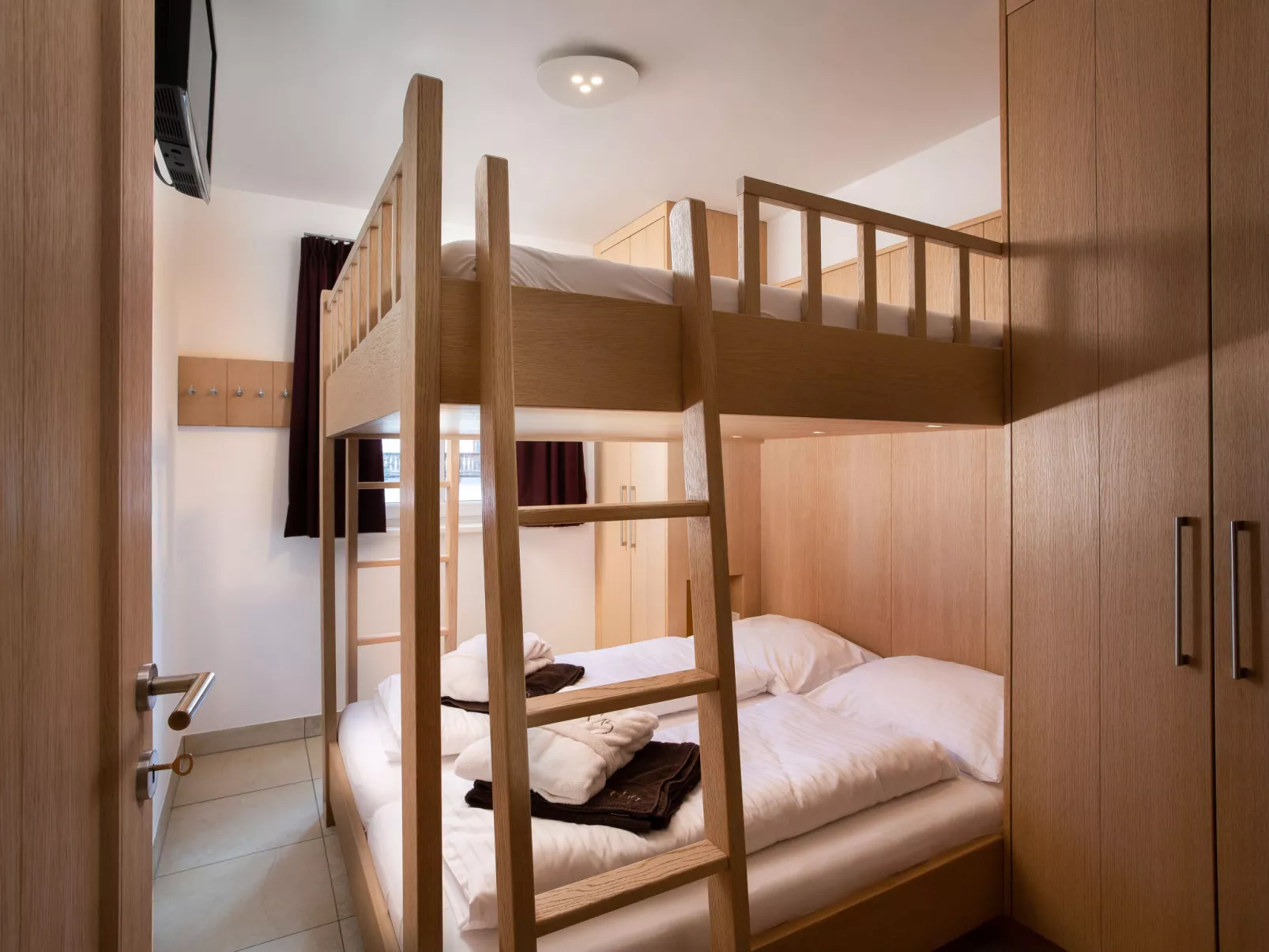 Mountain Resort C15-Inside